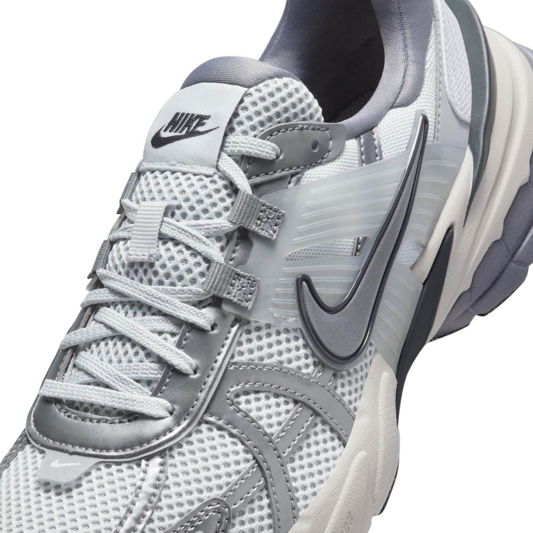 Giày Thể Thao Thời Trang Nữ Nike W Nike V2K Run