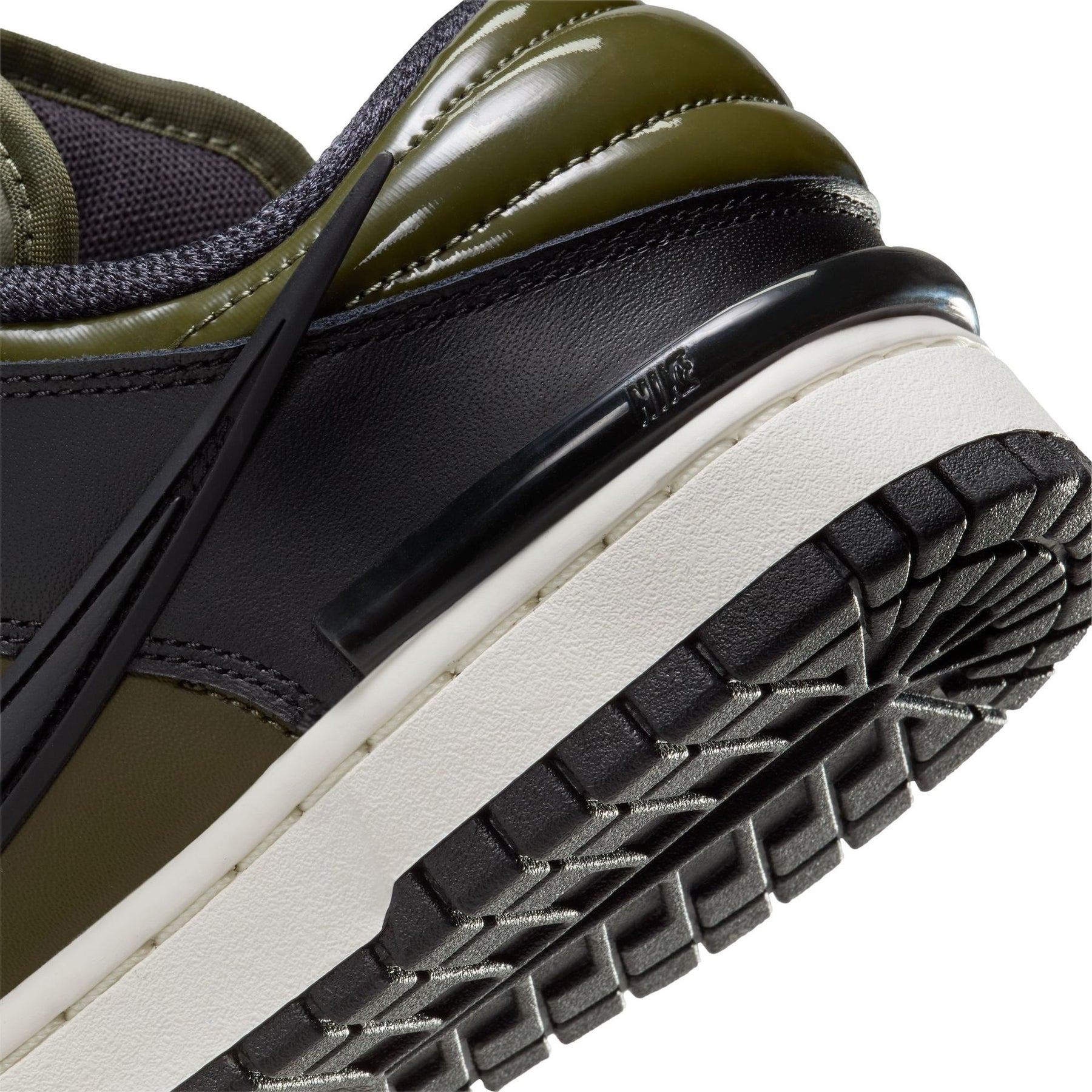 Giày Thể Thao Thời Trang Nữ Nike W Nike Dunk Low Twist