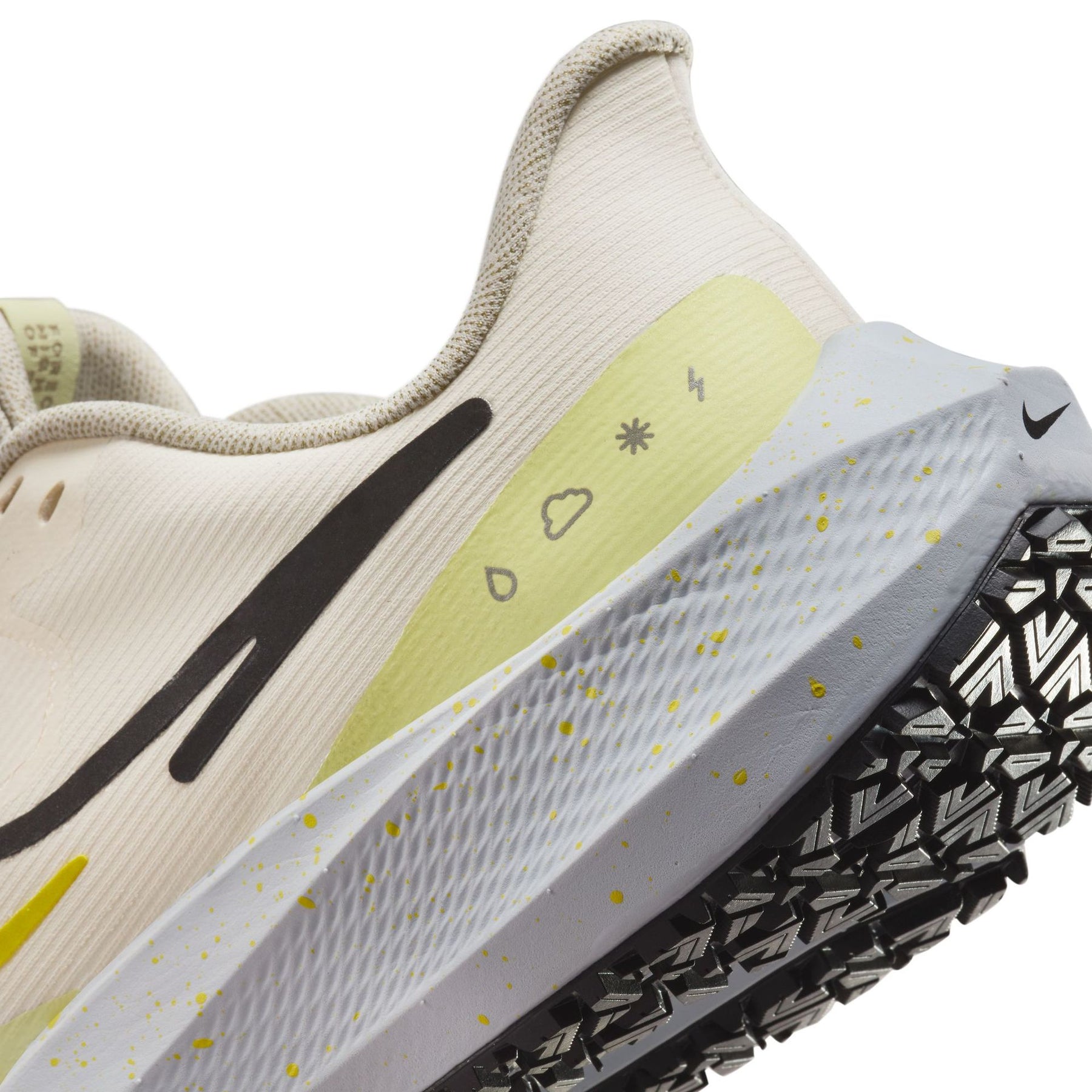 Giày Chạy Bộ Nữ Nike W Air Zoom Pegasus Shield