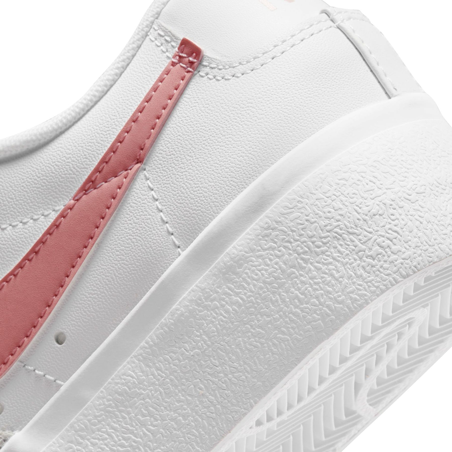 Giày Thể Thao Thời Trang Nữ NIKE W Blazer Low Platform