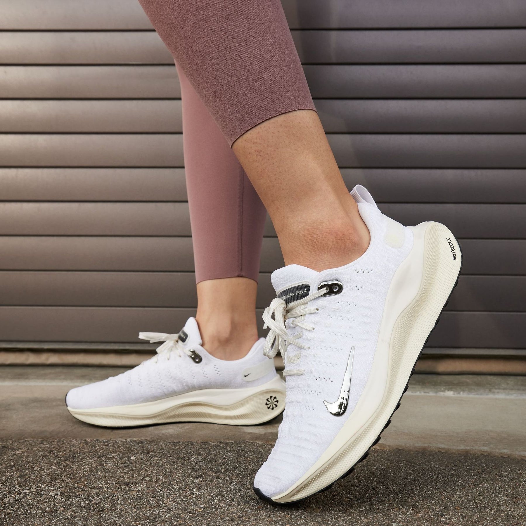 Giày Thể Thao Chạy Bộ Nữ Nike W Nike Reactx Infinity Run 4