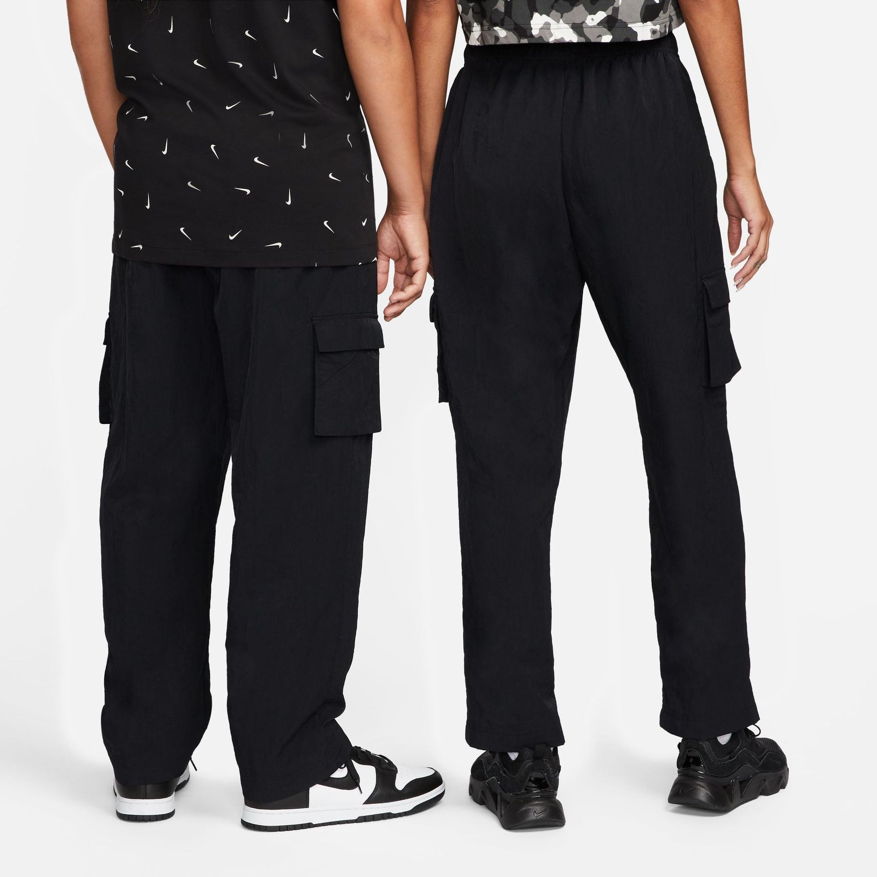 Quần Thể Thao Dài Thời Trang Nữ Nike As W Nsw Essntl Wvn Hr Pnt Car