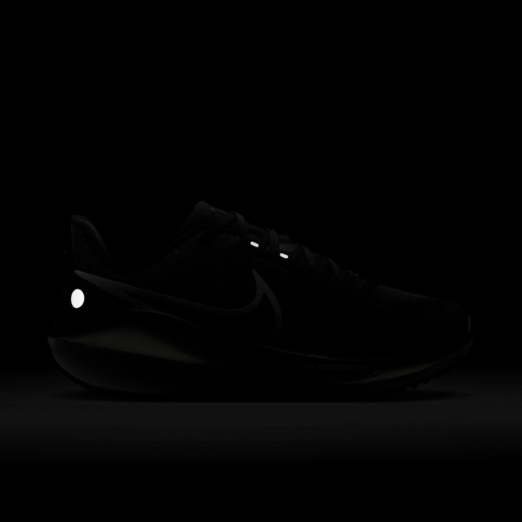 Giày Thể Thao Chạy Bộ Nữ Nike W Nike Vomero 17
