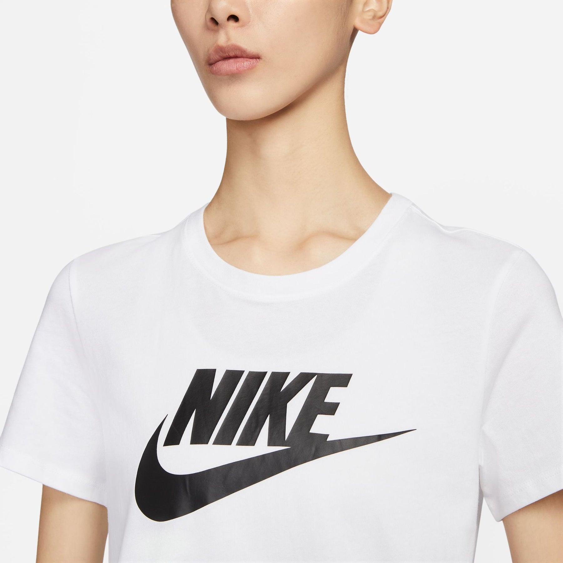 Áo Thể Thao Tay Ngắn Thời Trang Nữ Nike As W Nsw Club Ss Tee Icn Ftra