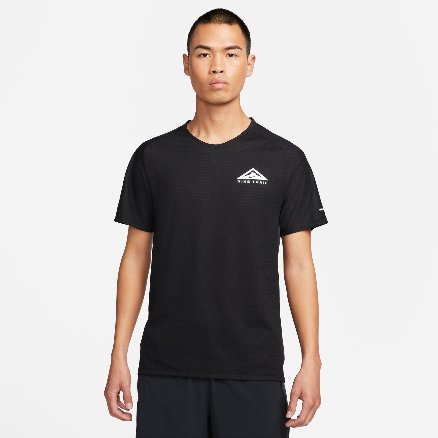 Áo Thể Thao Tay Ngắn Nam Nike As M Nk Df Solar Chase Ss Top