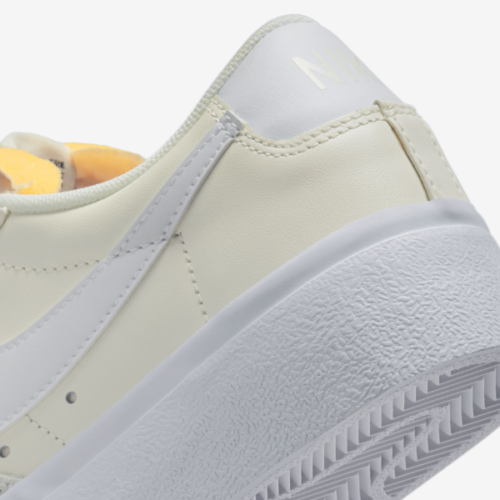Giày Thể Thao Thời Trang Nữ NIKE W Blazer Low Platform