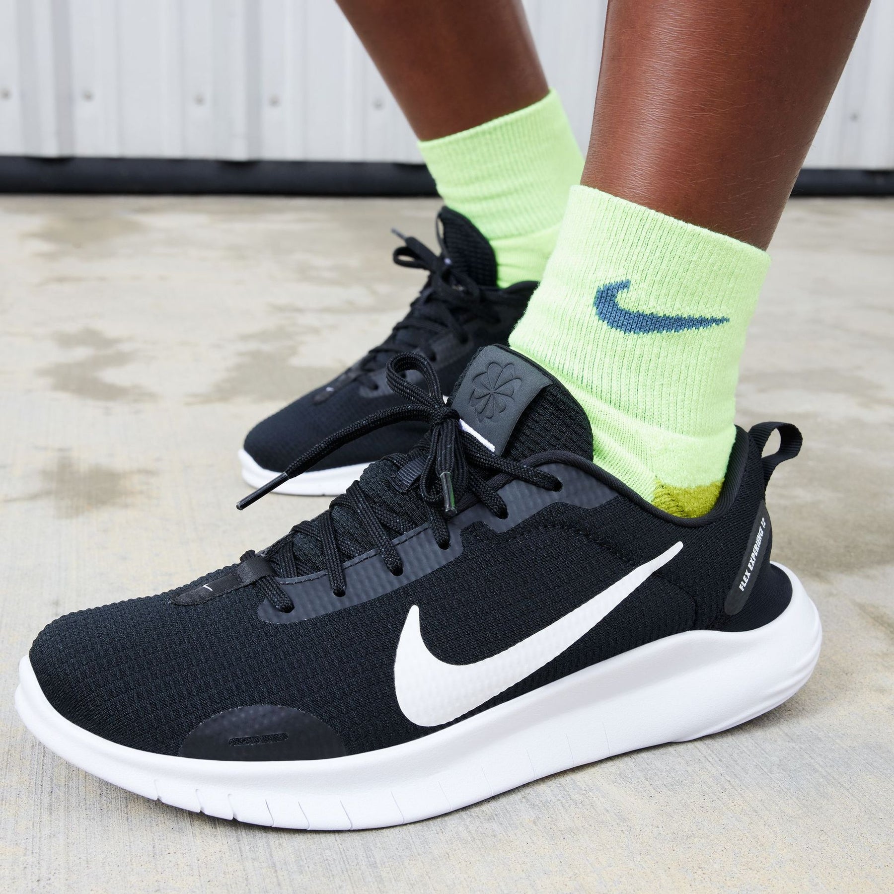 Giày Thể Thao Tập Luyện Nữ Nike W Flex Experience Rn 12