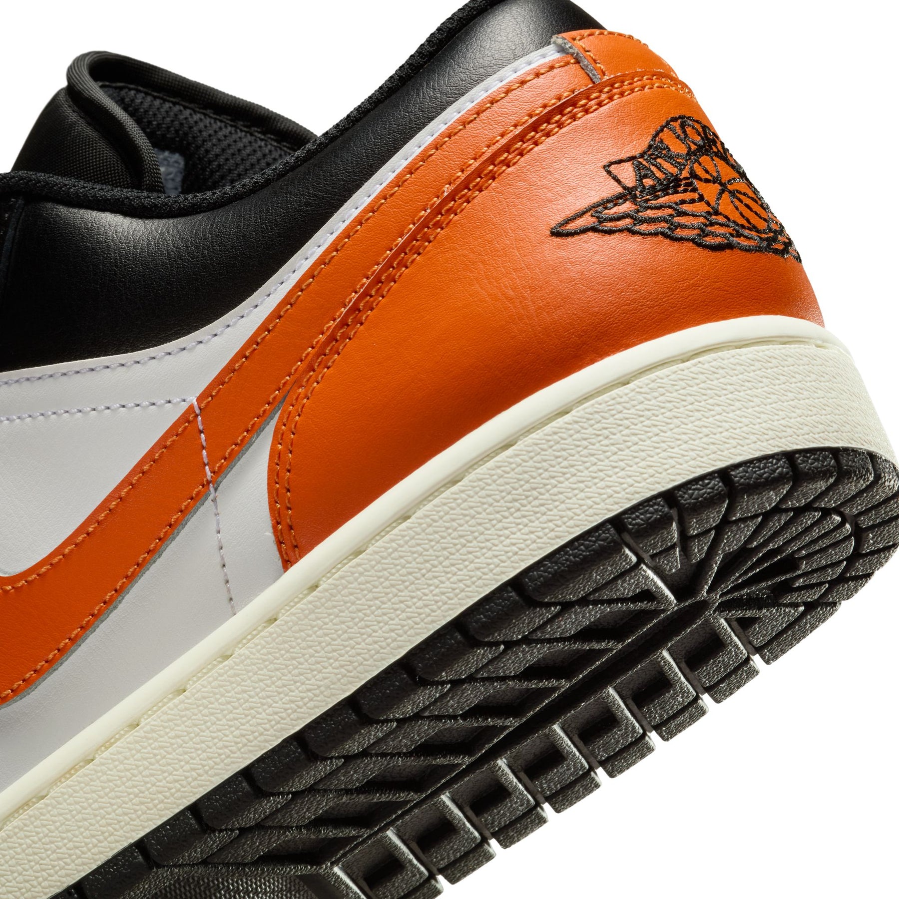 Giày Thể Thao Thời Trang Nam Nike Air Jordan 1 Low Bred Toe