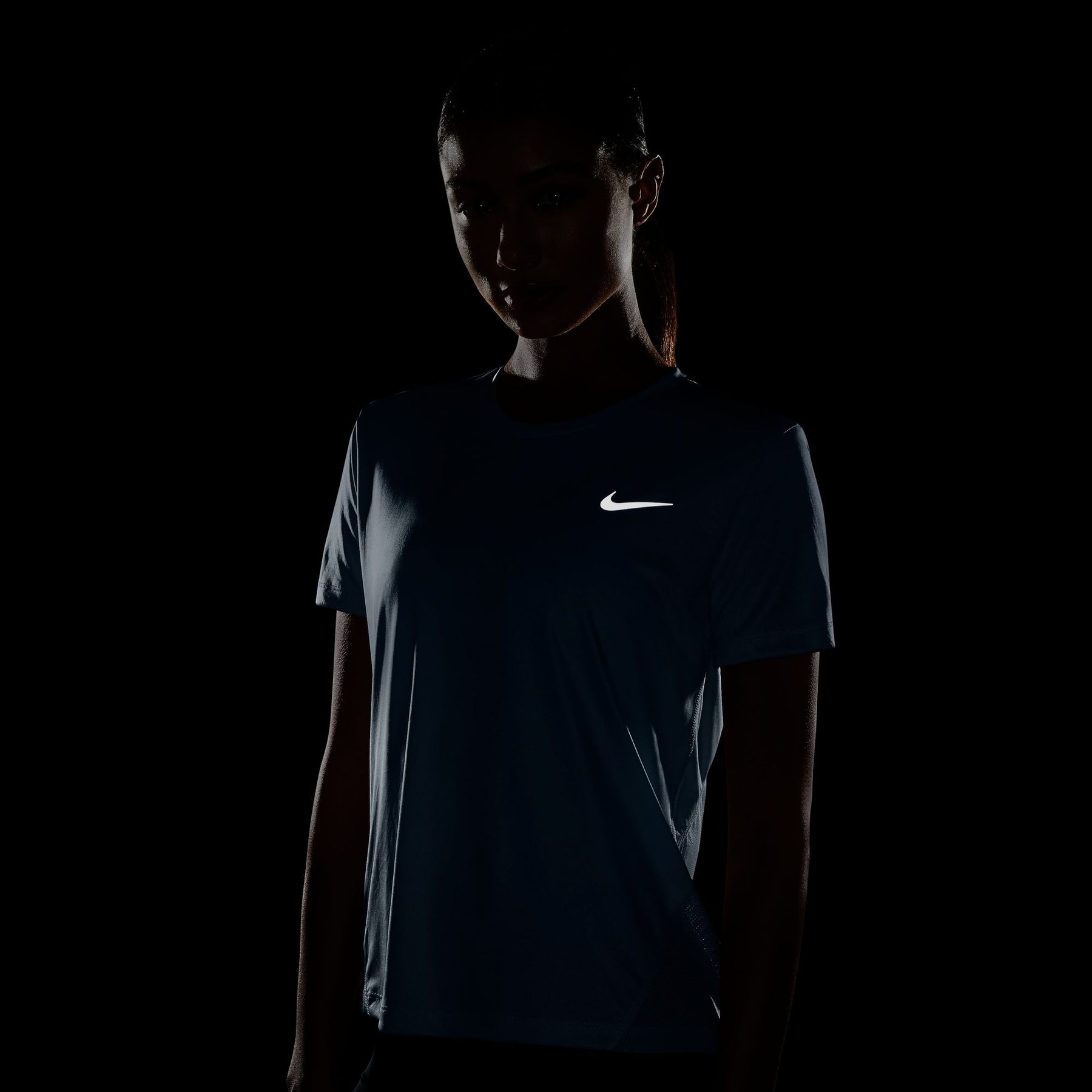 Áo Tay Ngắn Thể Thao nữ NIKE Miler