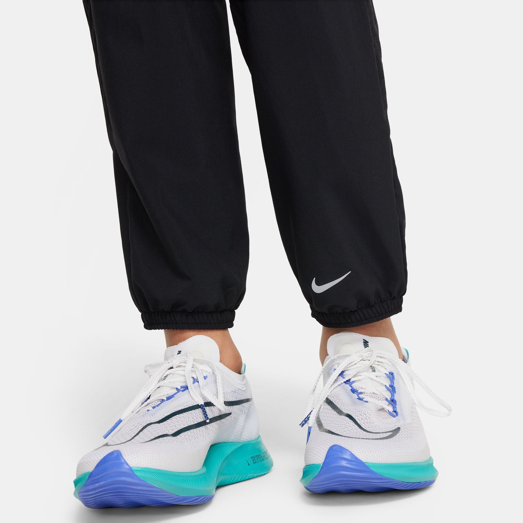 Quần Dài Thể Thao Tập Luyện Trẻ Em Bé Trai Nike B Nk Df Multi Pant Essntl