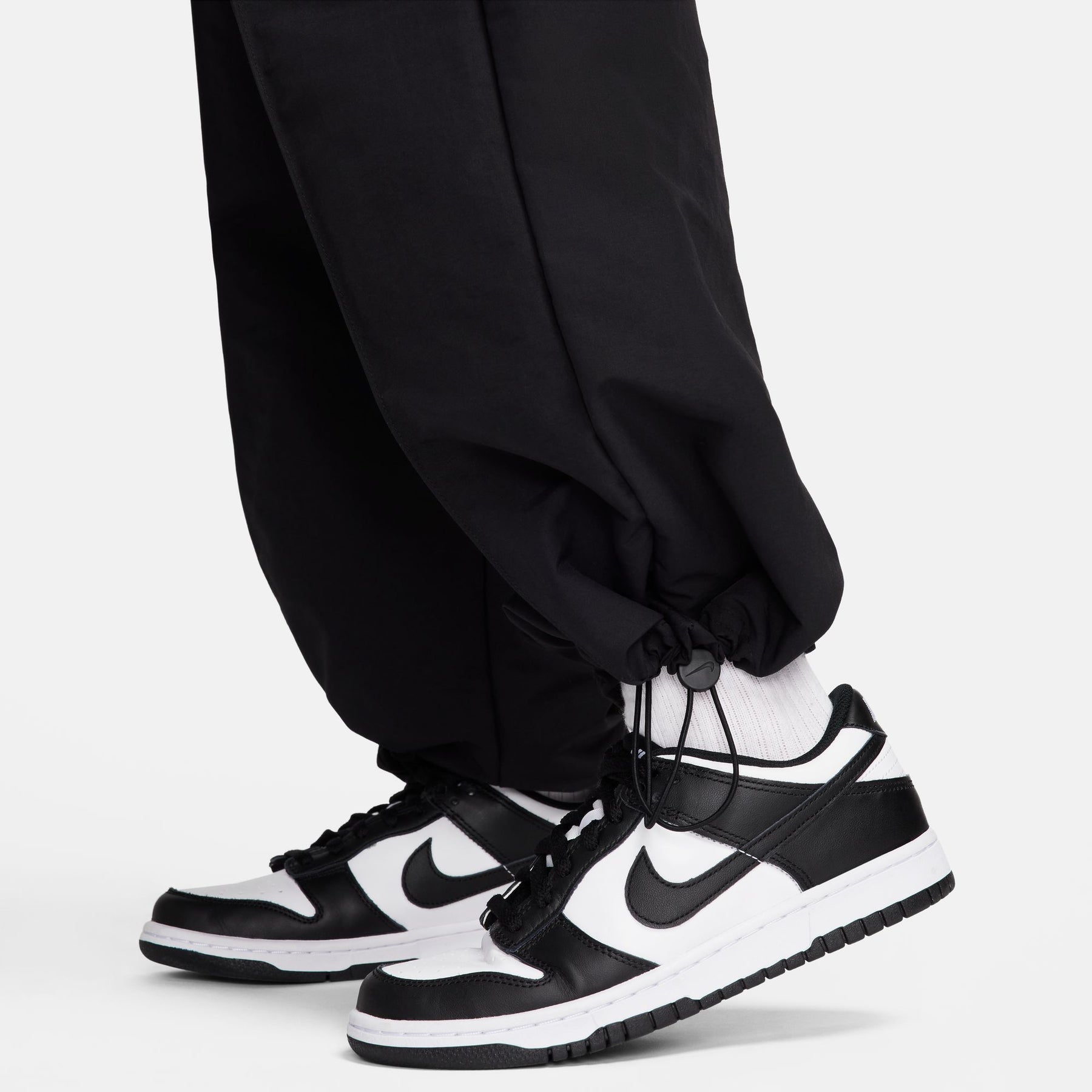 Quần Dài Thể Thao Thời Trang Nữ Nike As W Nsw Trend Wvn Mr Pant