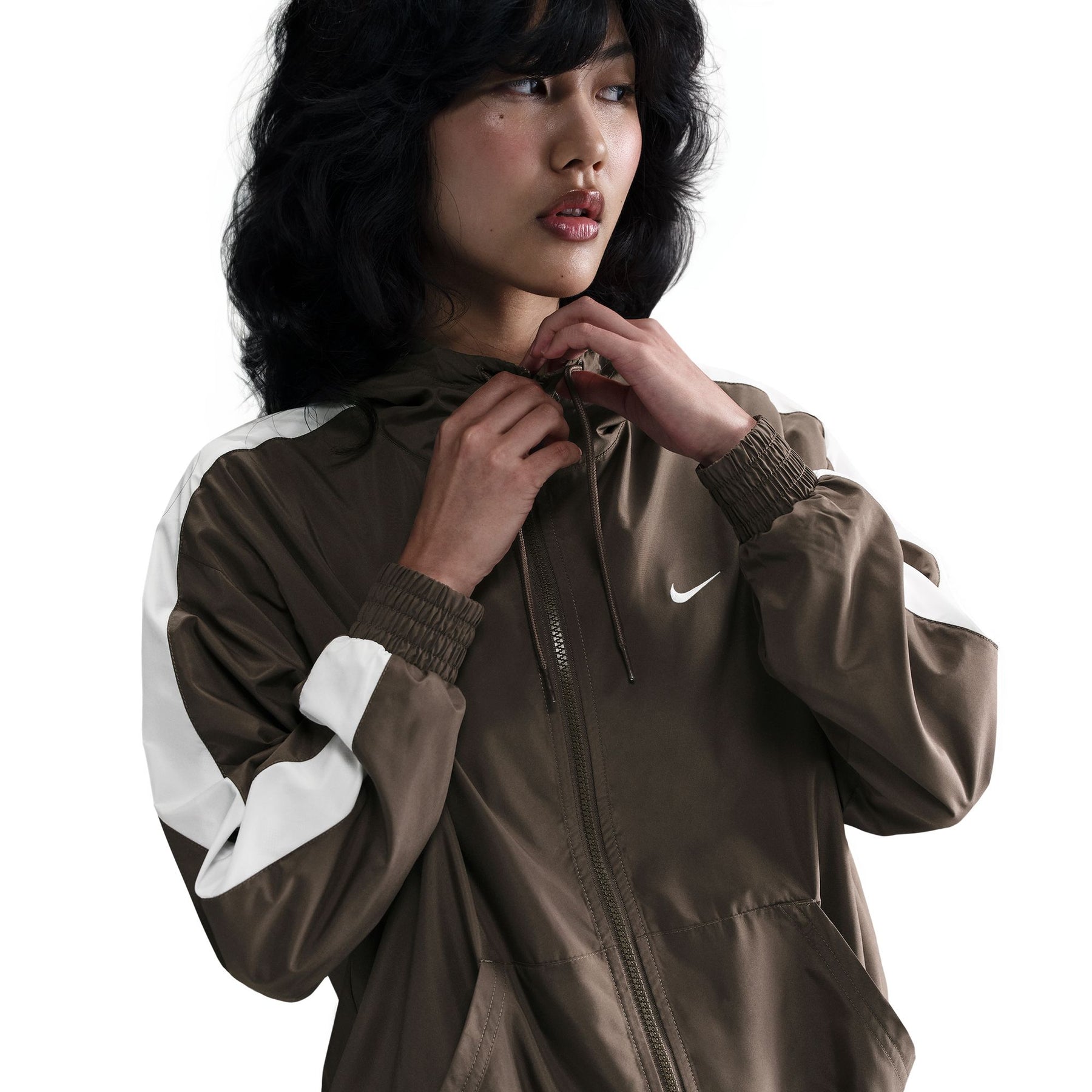 Áo Khoác Thể Thao Thời Trang Nữ Nike As W Nsw Essntl Uv Wvn Jkt Hd
