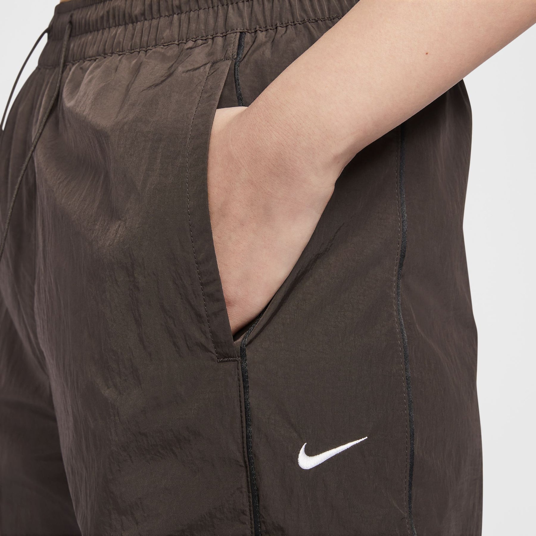 Quần Dài Thể Thao Thời Trang Nữ Nike As W Nsw Nk Wr Wvn Hr Oh P