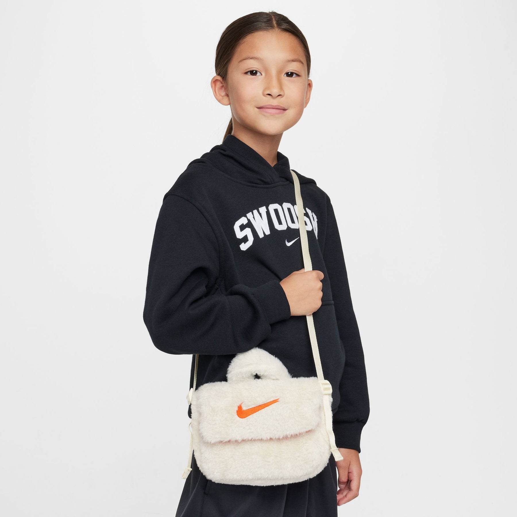 Túi Thể Thao Trẻ Em Unisex Nike Older Faux Fur Crossbody