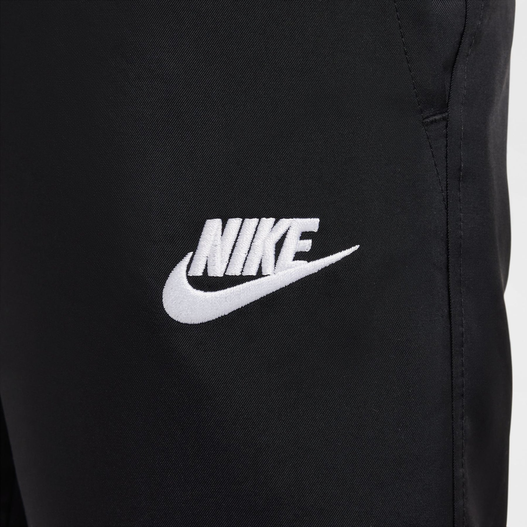 Quần Dài Thể Thao Thời Trang Trẻ Em Nike K Nsw Club Wvn Jggr Lbr