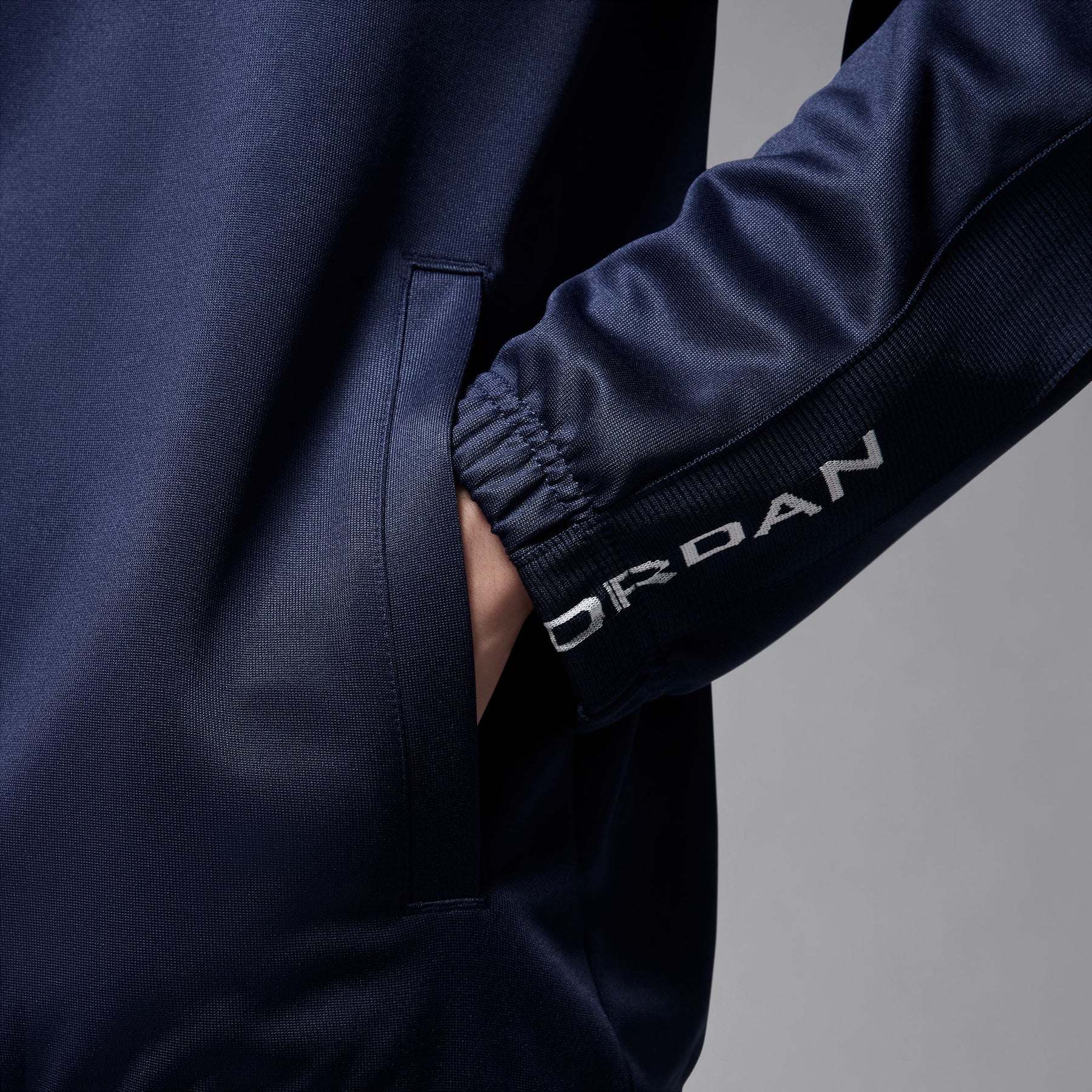 Áo Khoác Thể Thao Thời Trang Nam Nike M J Brk Track Suit Jkt