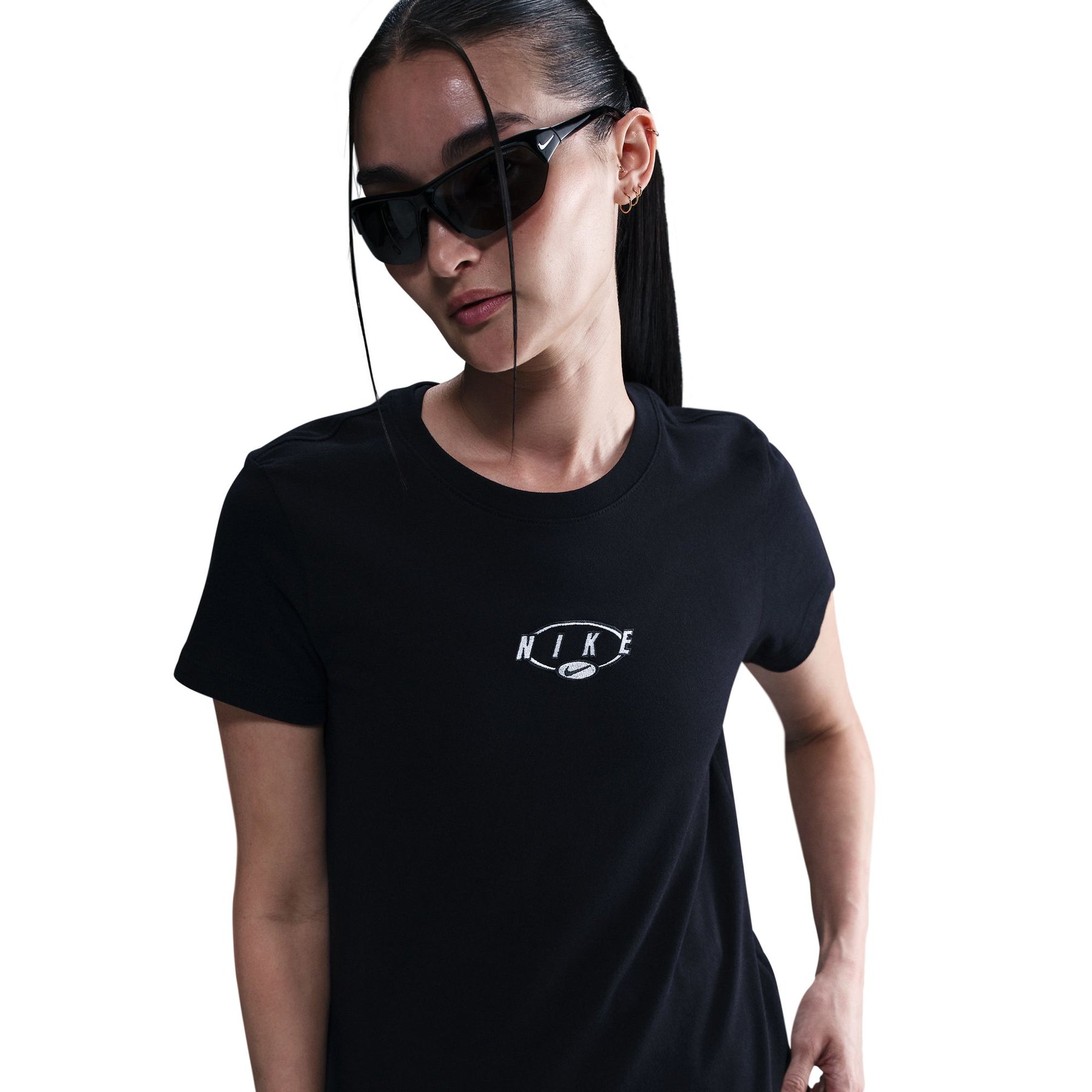 Áo Tay Ngắn Thể Thao Thời Trang Nữ Nike As W Nsw Club Ss Tee Grx