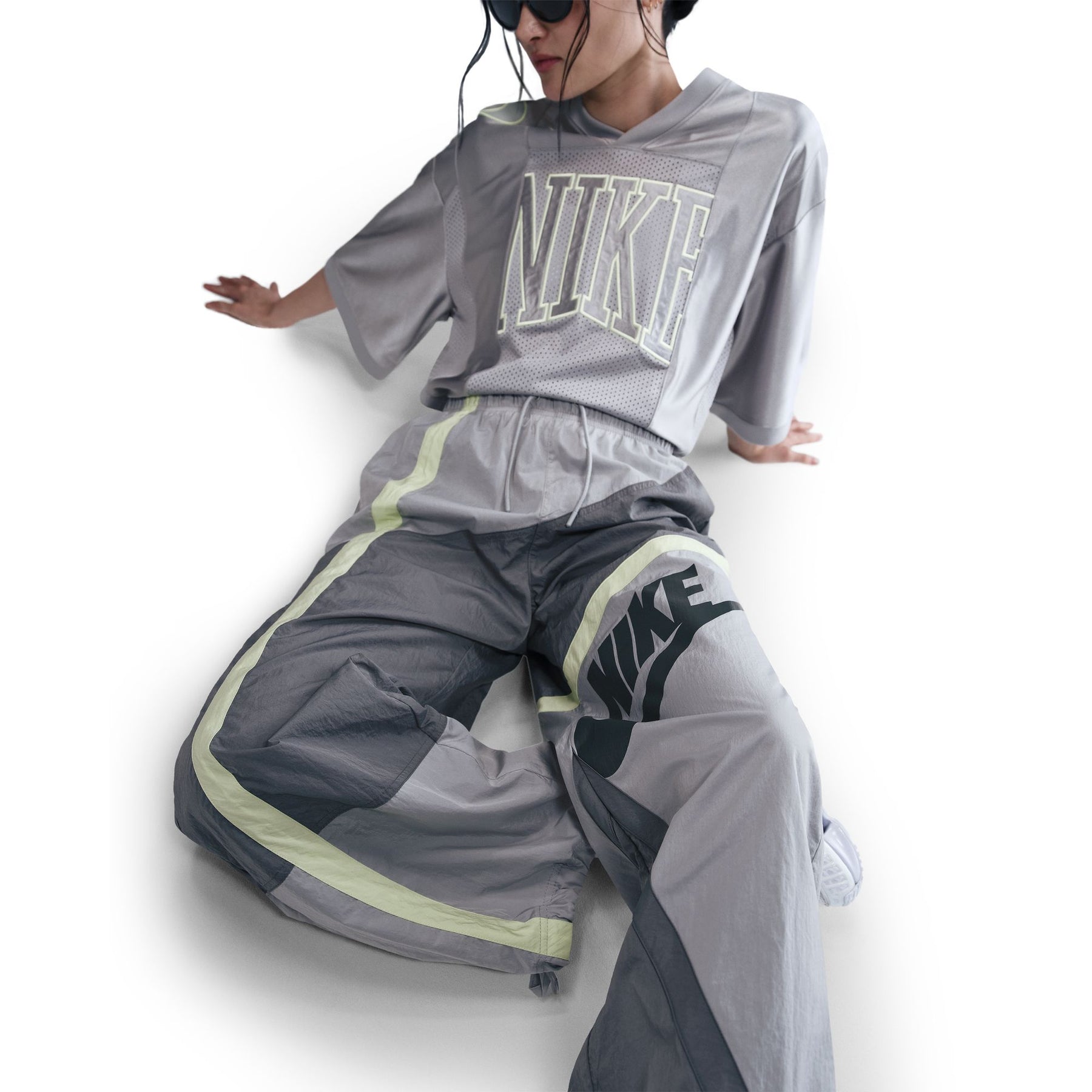 Quần Dài Thể Thao Thời Trang Nữ Nike As W Nsw Street Wvn Oh Pant
