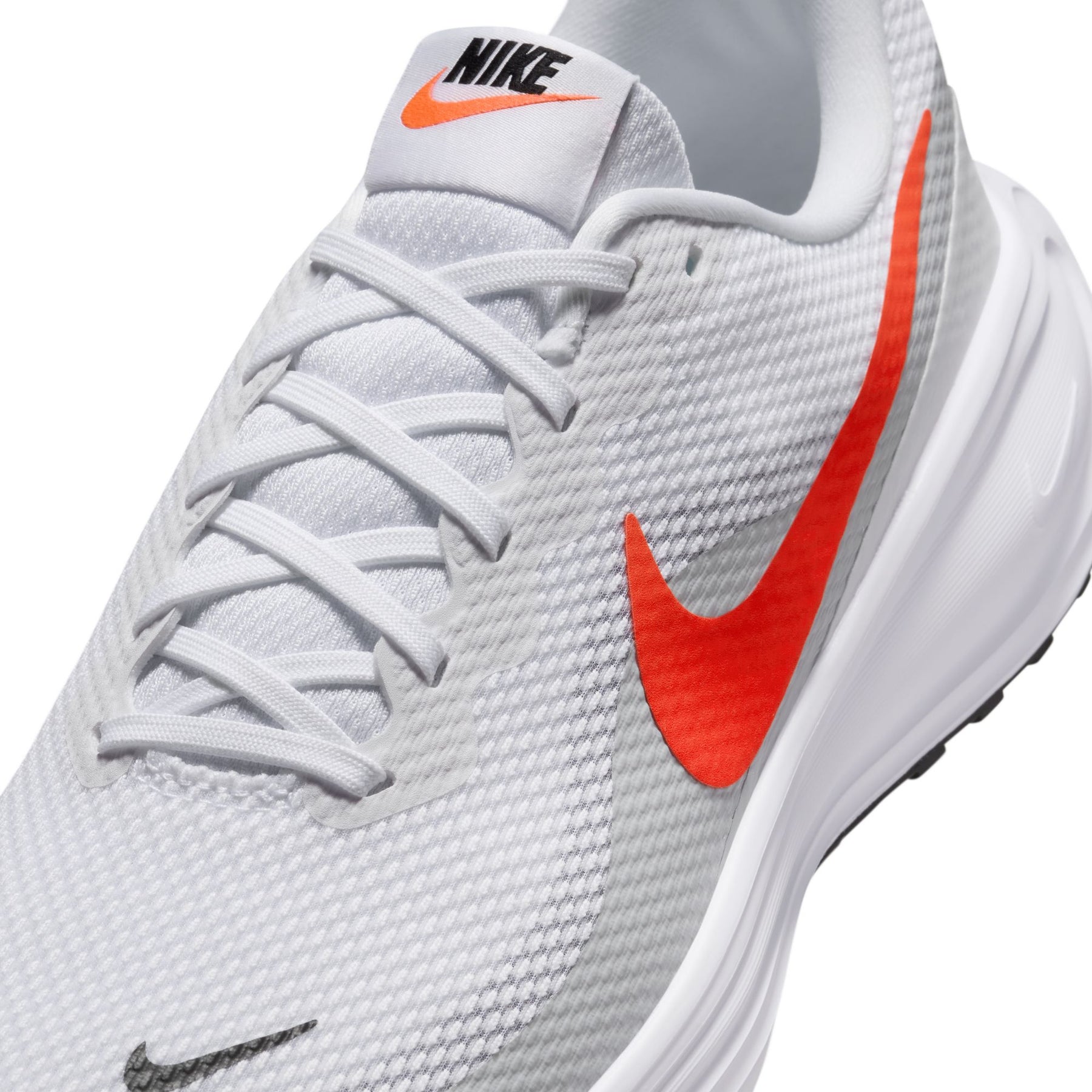 Giày Thể Thao Chạy Bộ Nam Nike Revolution 8