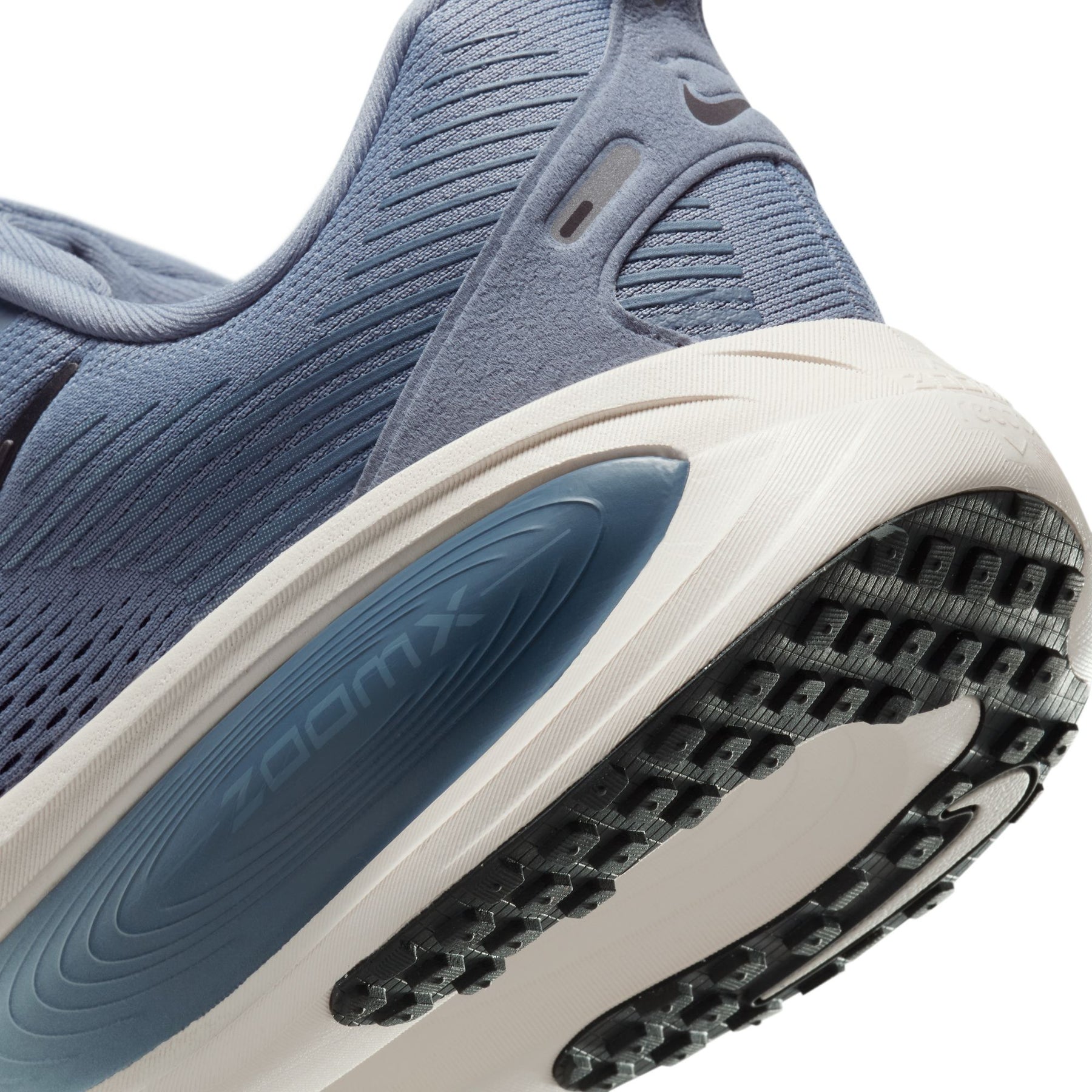 Giày Thể Thao Chạy Bộ Nam Nike Vomero 18