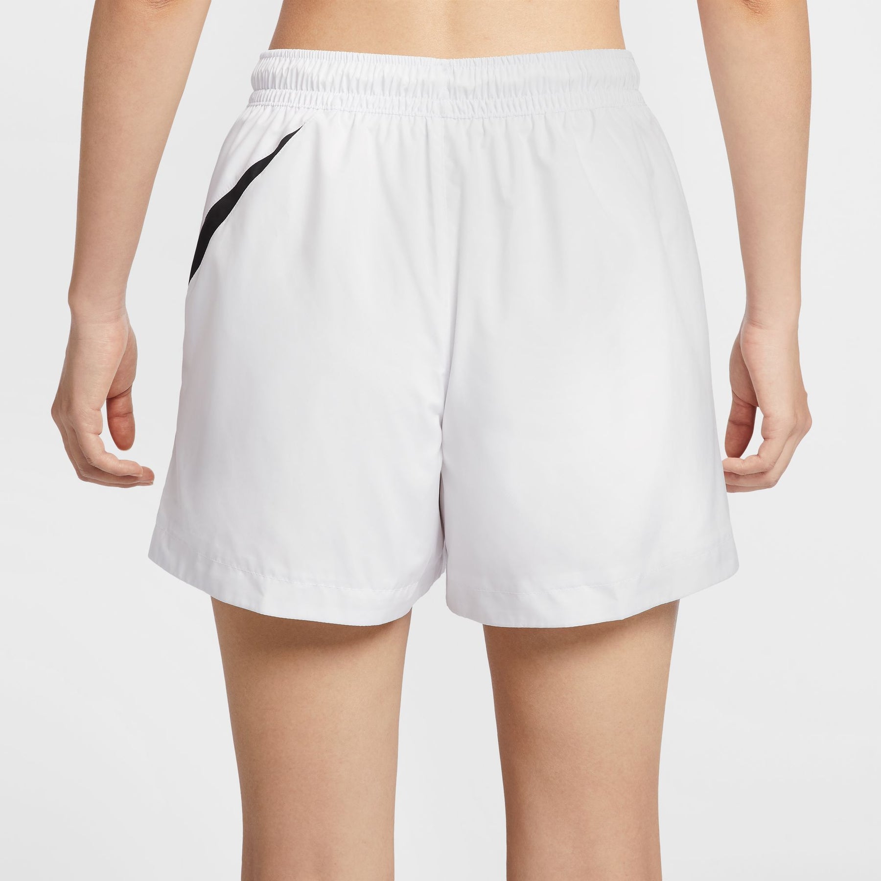 Quần Ngắn Thể Thao Thời Trang Nữ Nike As W Nsw Cls Wvn Mr 5" Logo Sh