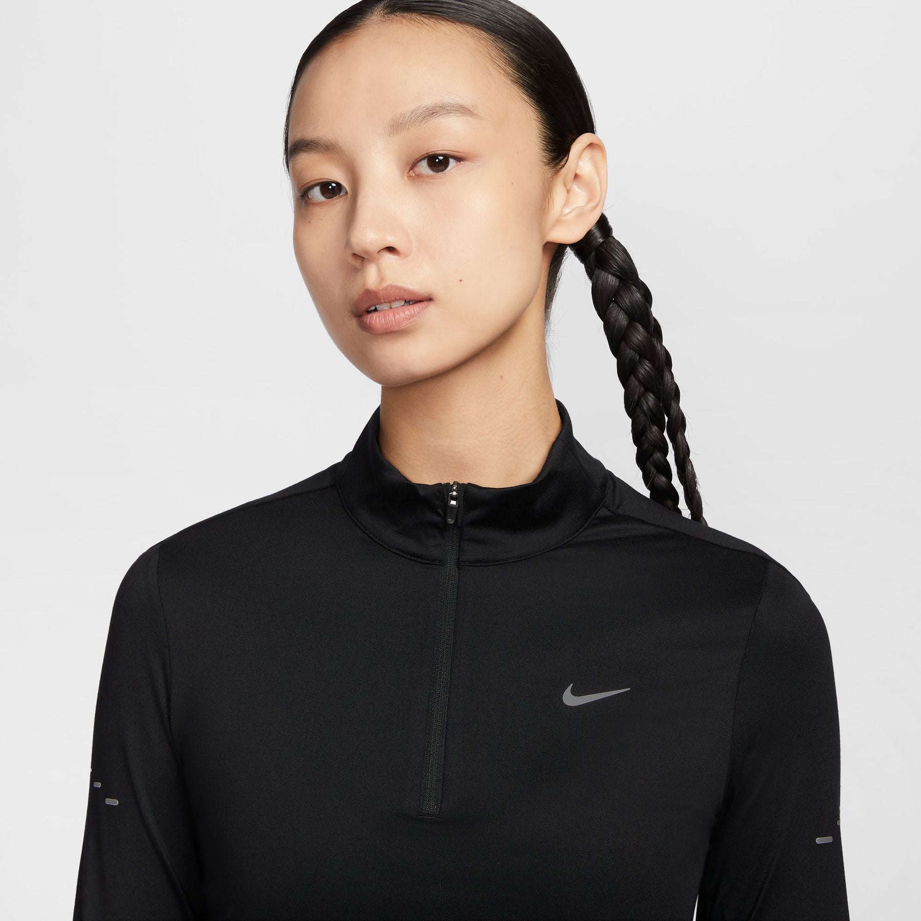 Áo Tay Dài Thể Thao Chạy Bộ Nữ Nike As W Nk Swift Df Uv Hz Top