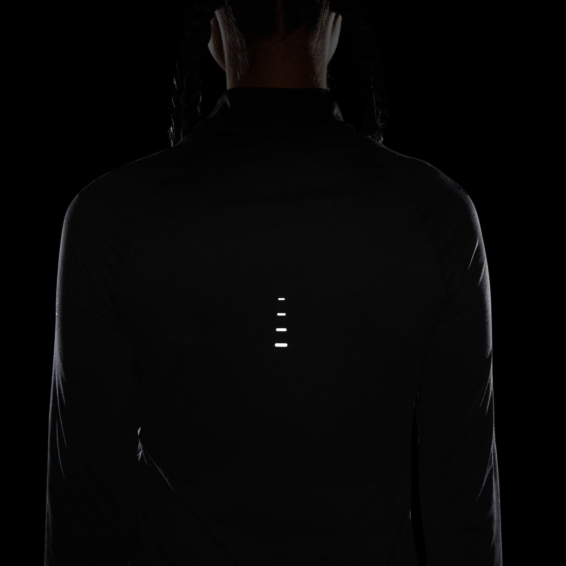 Áo Tay Dài Thể Thao Chạy Bộ Nữ Nike As W Nk Swift Df Uv Hz Top