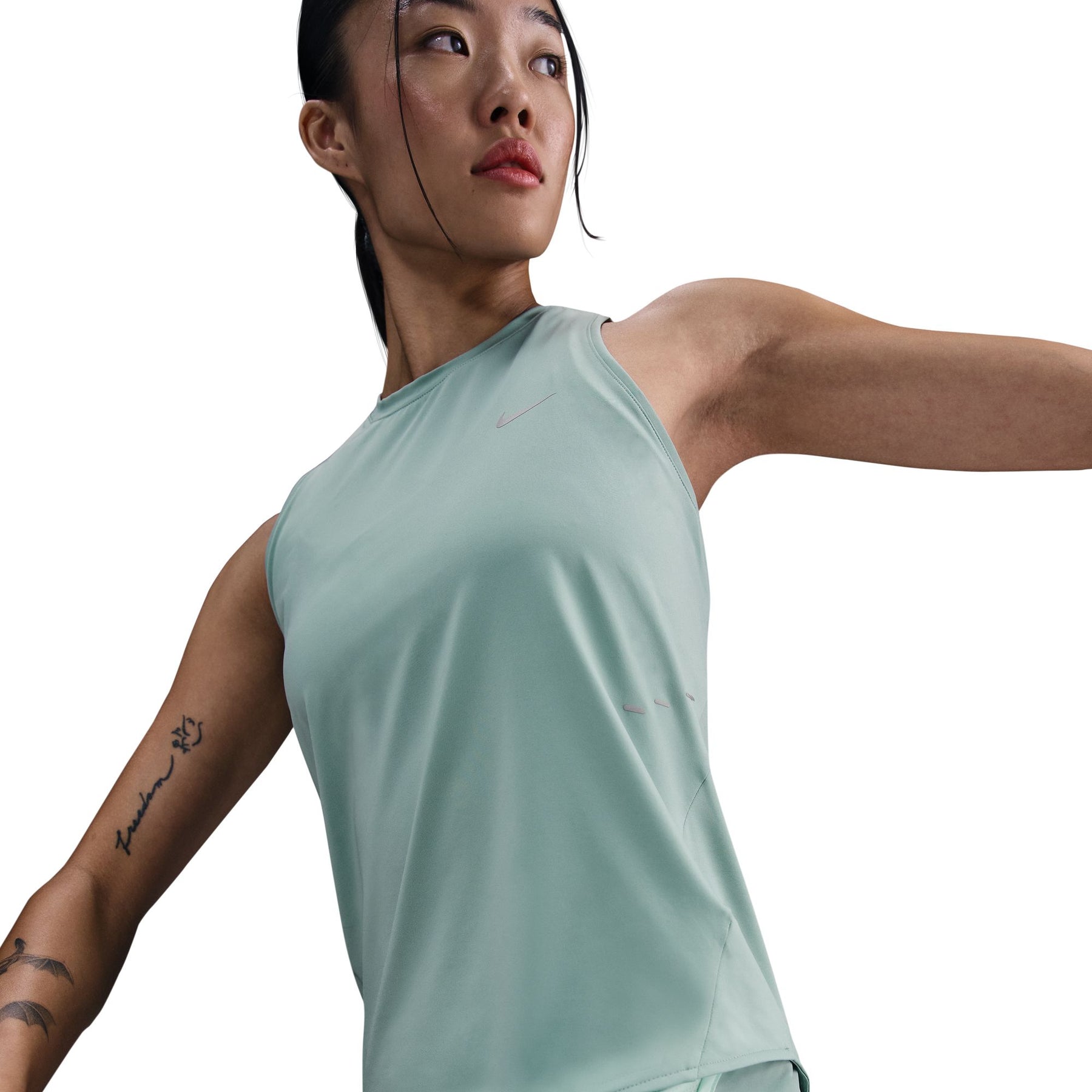 Áo Ba Lỗ Thể Thao Chạy Bộ Nữ Nike As W Nk Swift Df Tank Top
