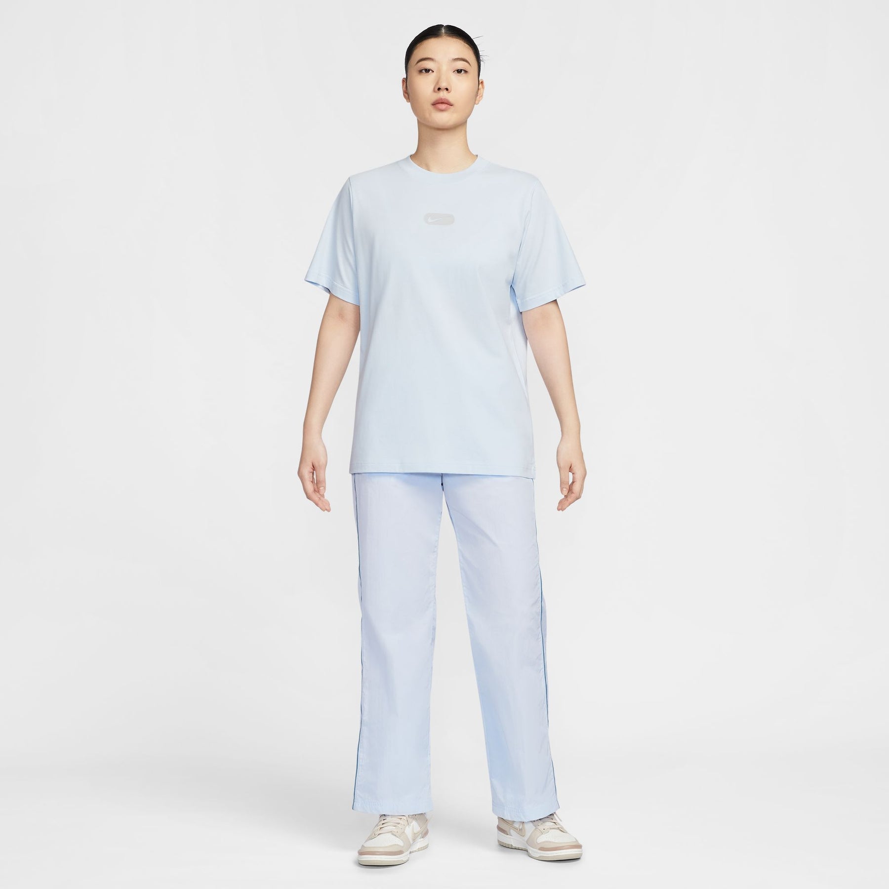 Áo Tay Ngắn Thể Thao Thời Trang Nữ Nike As W Nsw Club Ss Tee Oc Swoosh