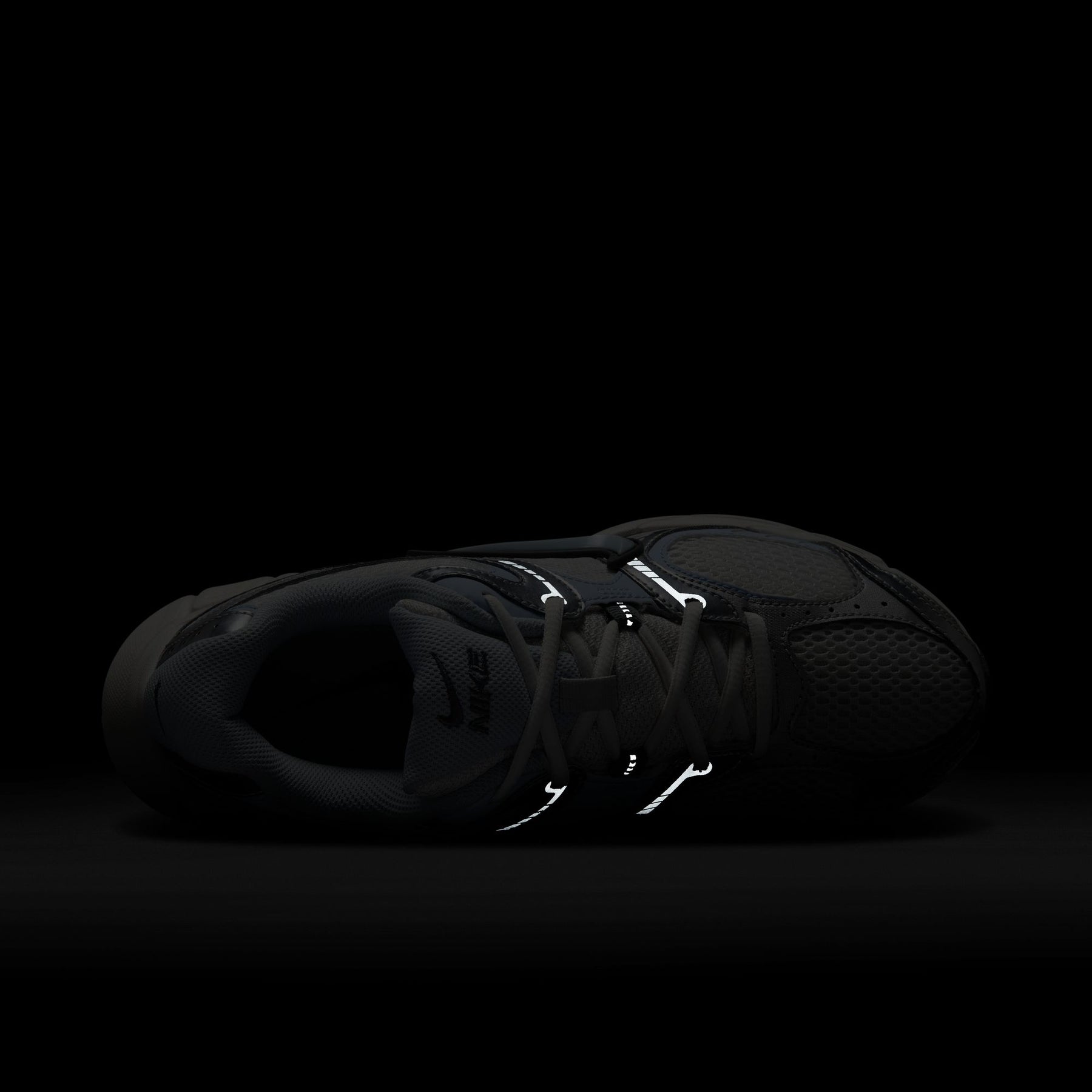Giày Thể Thao Thời Trang Nữ Nike W Nike V5 Rnr