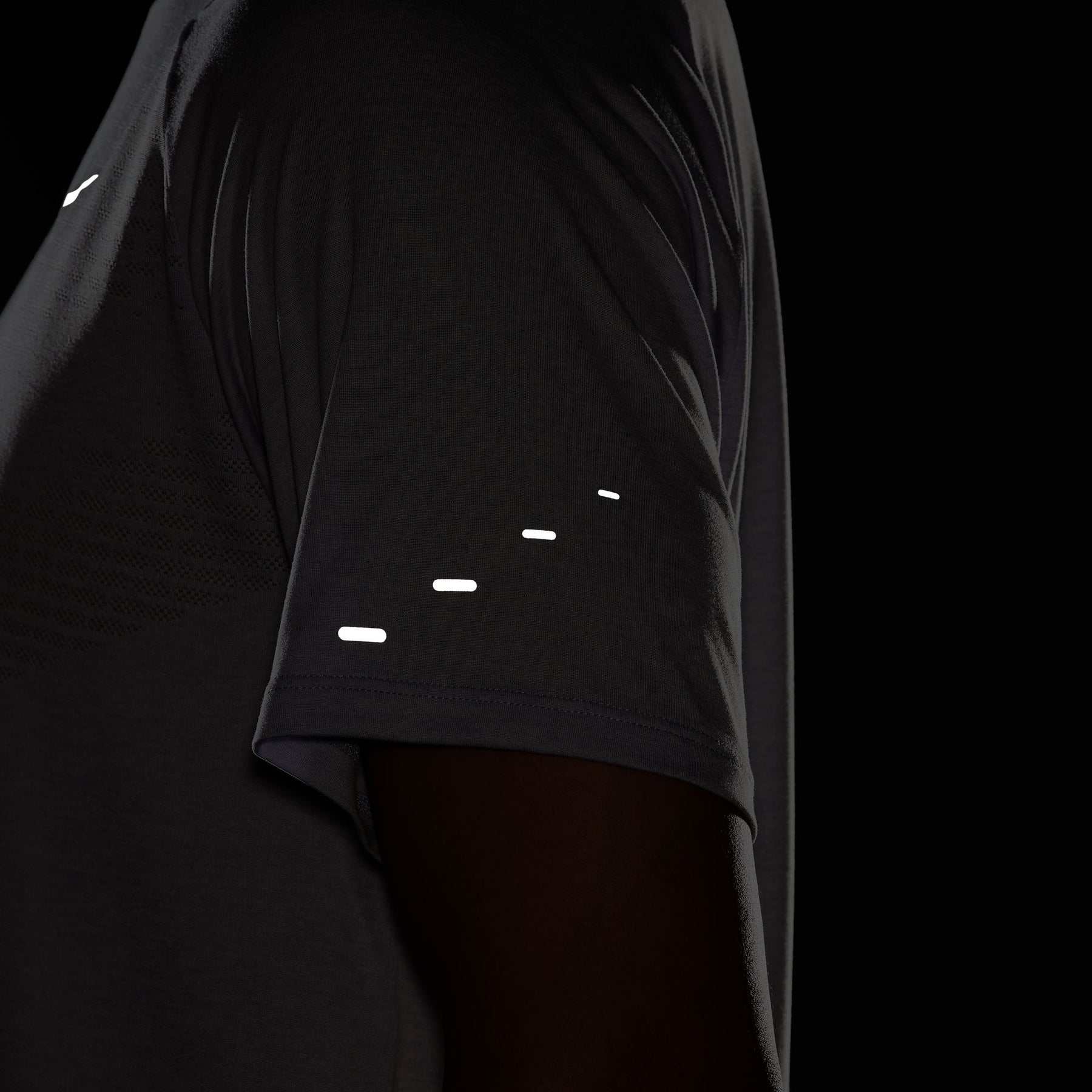 Áo Tay Ngắn Thể Thao Chạy Bộ Nam Nike As M Nk Dfadv Stride Ss Top