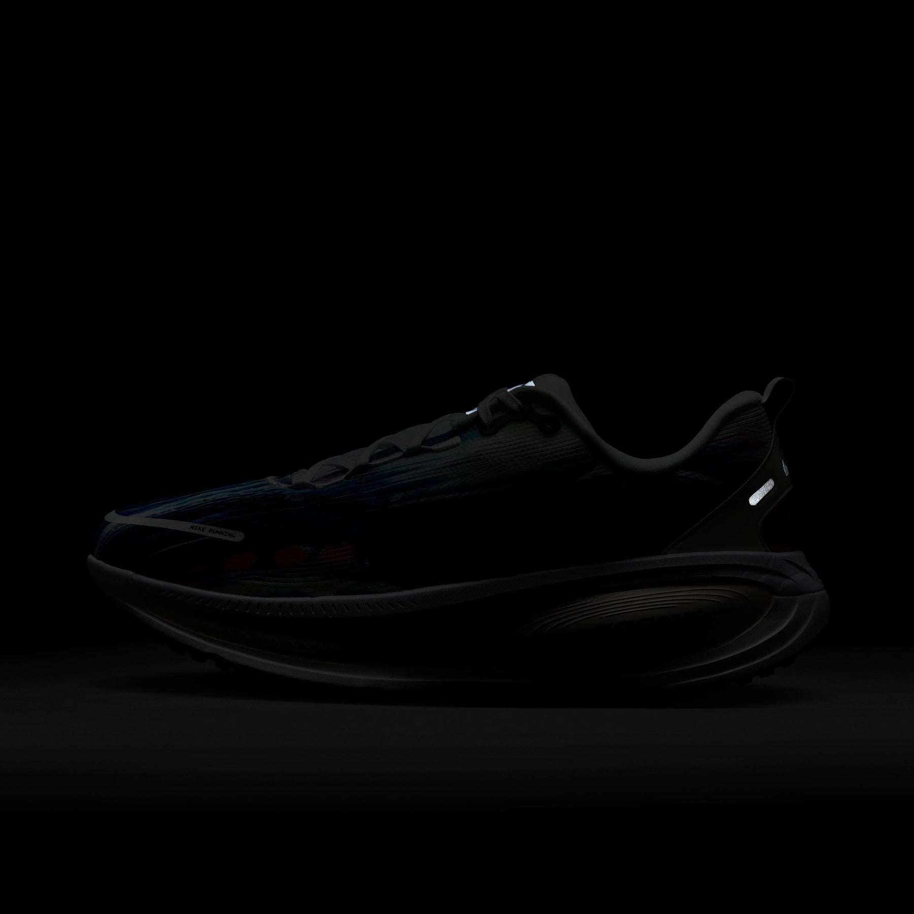 Giày Thể Thao Chạy Bộ Nam Nike Vomero 18 Se