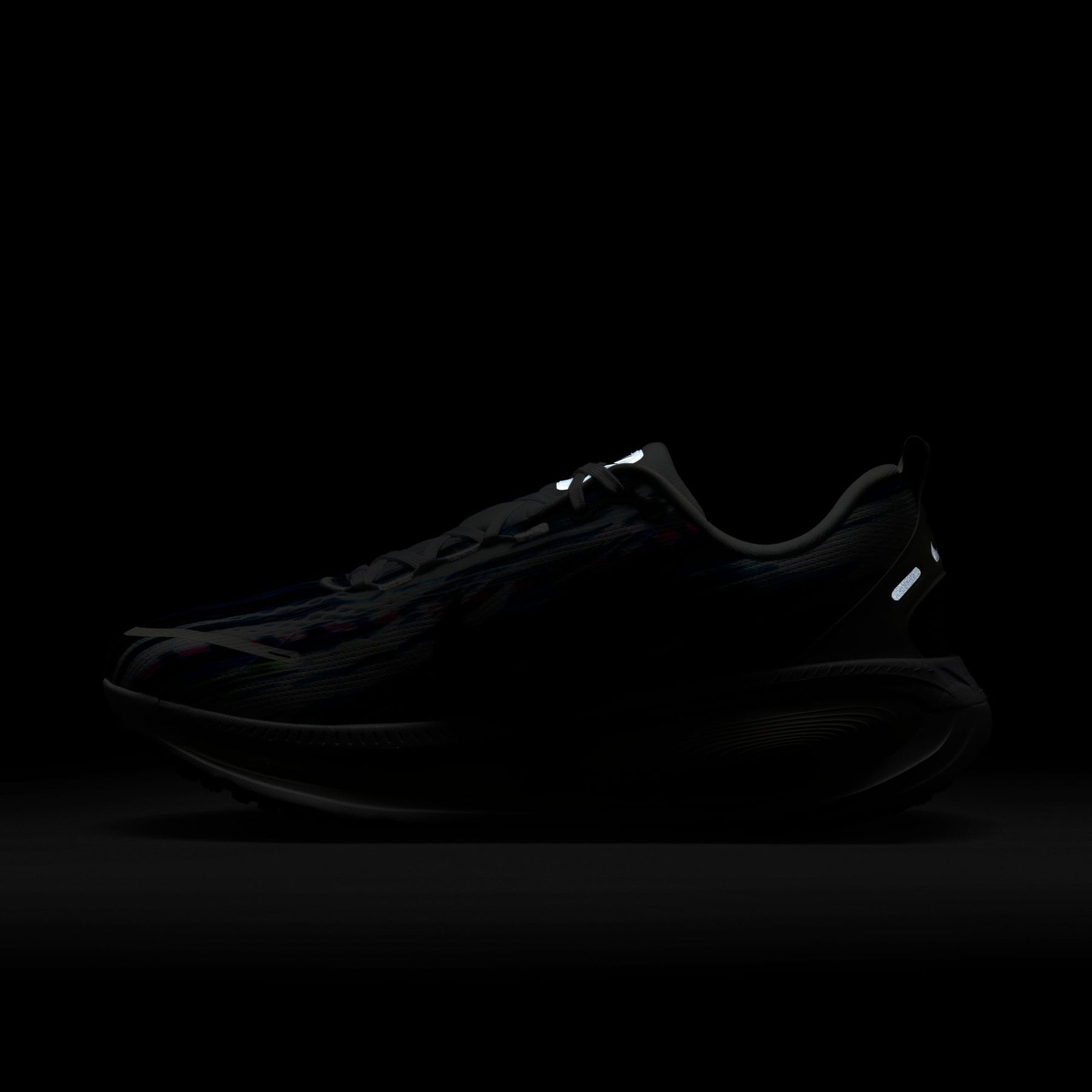 Giày Thể Thao Chạy Bộ Nam Nike Vomero 18 Se