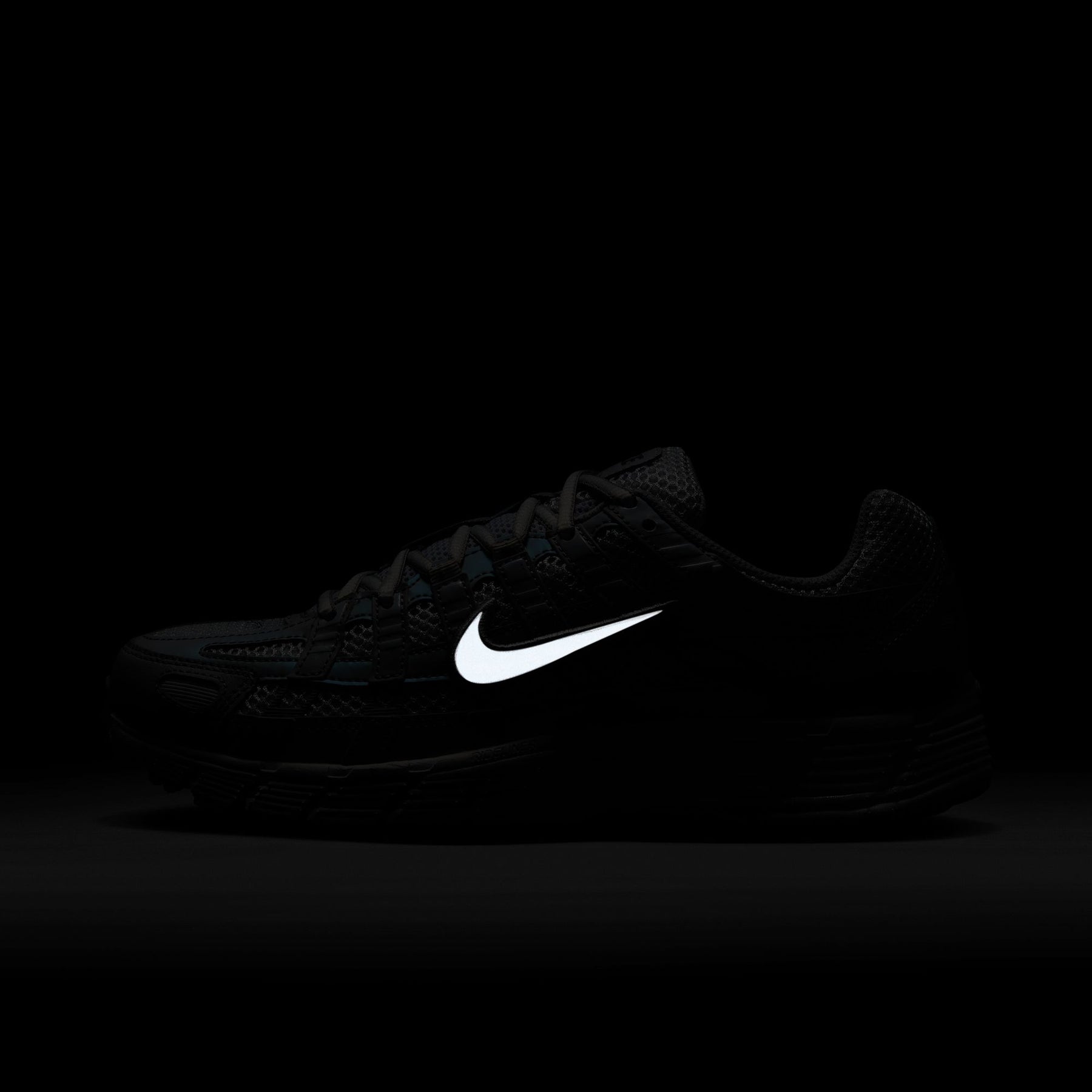 Giày Thể Thao Thời Trang Nữ Nike P-6000 Se