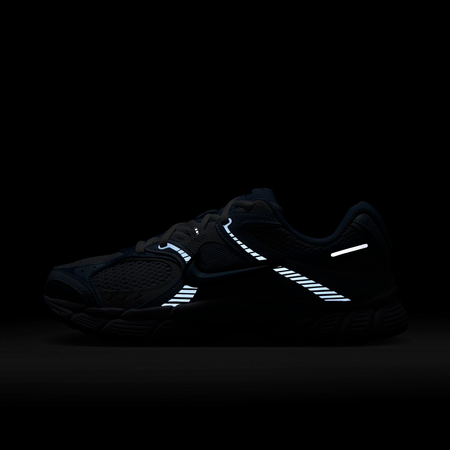 Giày Thể Thao Thời Trang Nữ Nike W Nike V5 Rnr