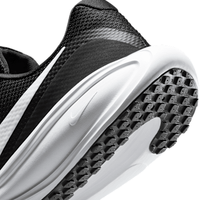 Giày Thể Thao Chạy Bộ Nam Nike Revolution 8