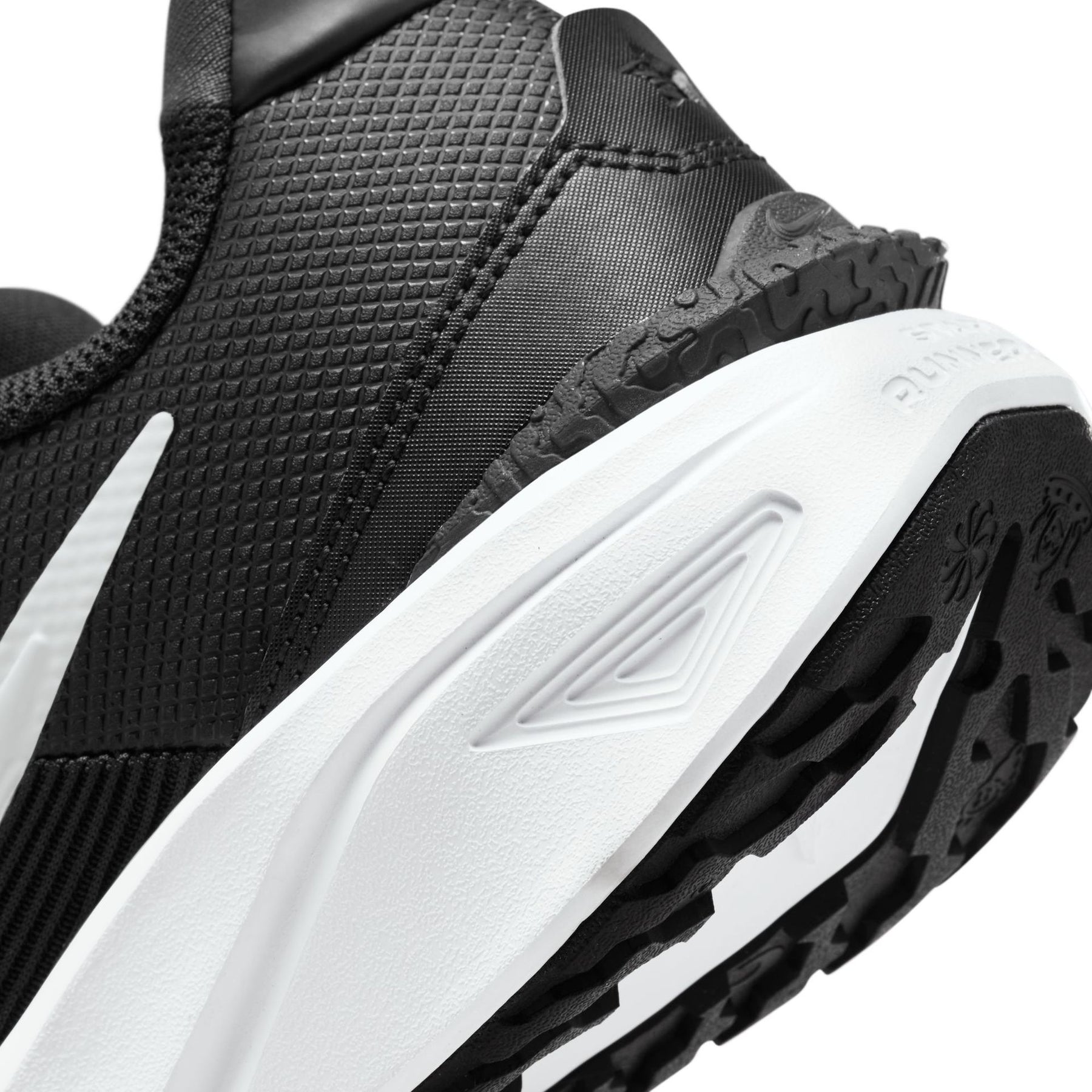 Giày Thể Thao Chạy Bộ Trẻ Em Unisex Nike Nike Star Runner 4 Nn (Gs)