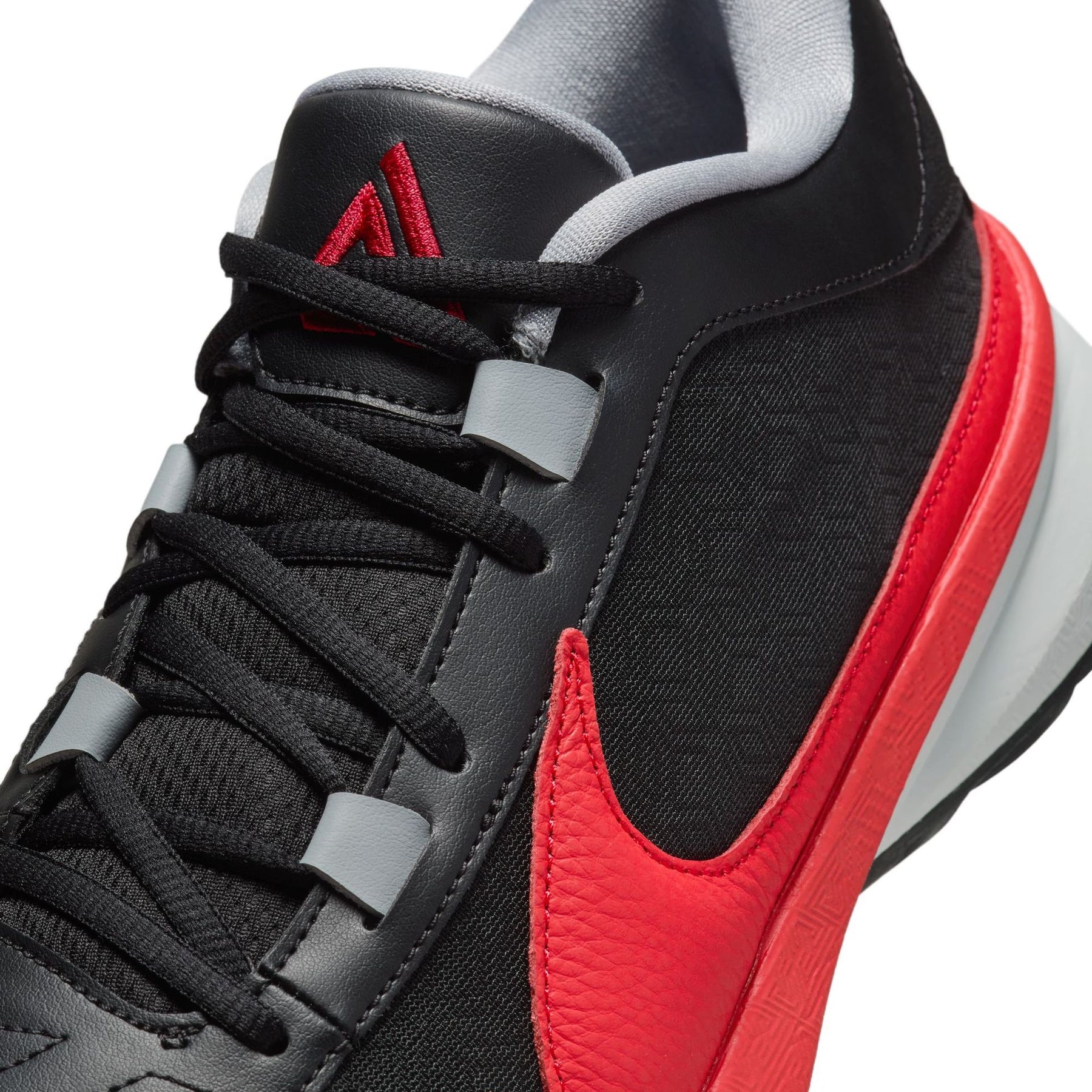 Giày Thể Thao Bóng Rổ Nam Nike Zoom Freak 5 Ep