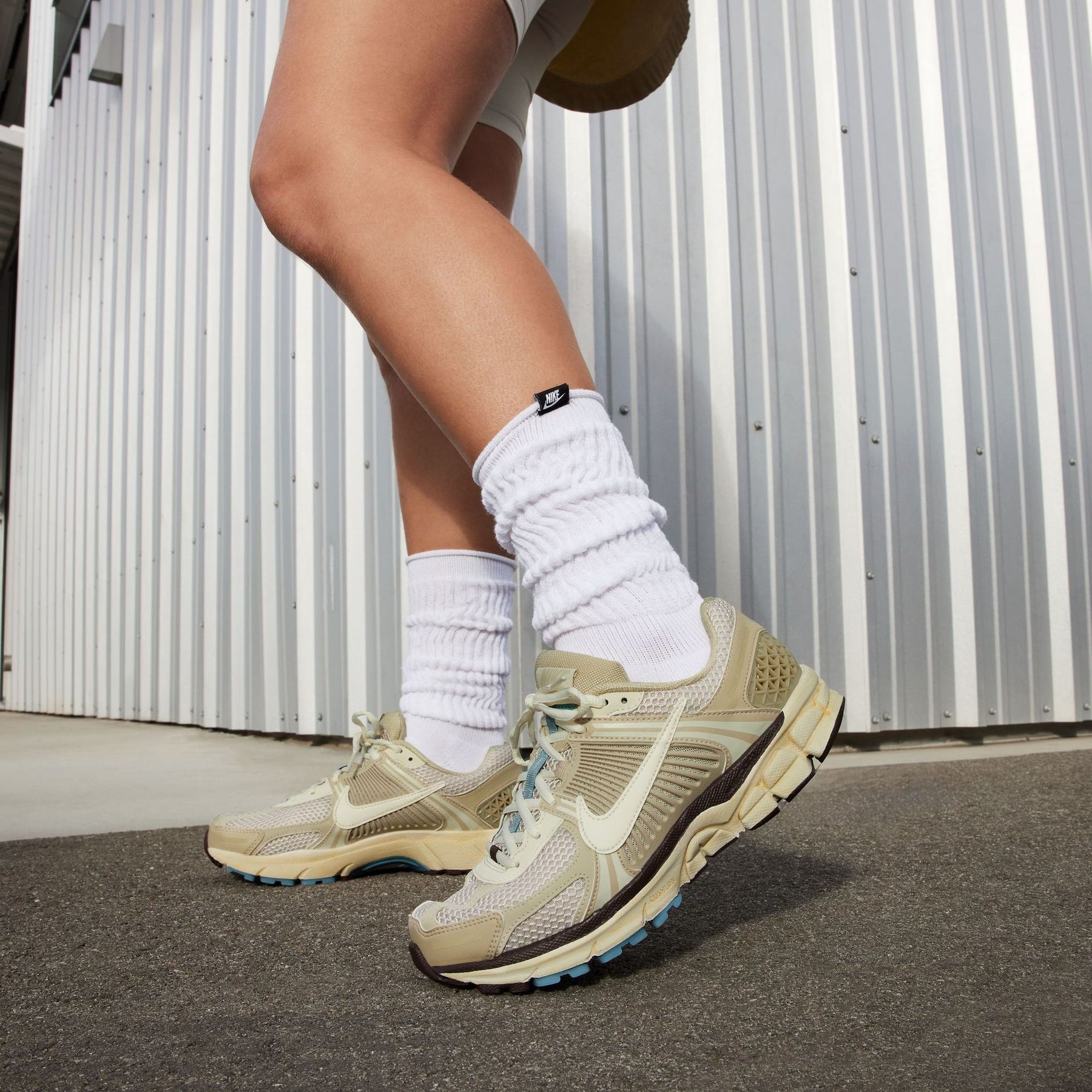 Giày Thể Thao Thời Trang Nữ Nike W Nike Zoom Vomero 5