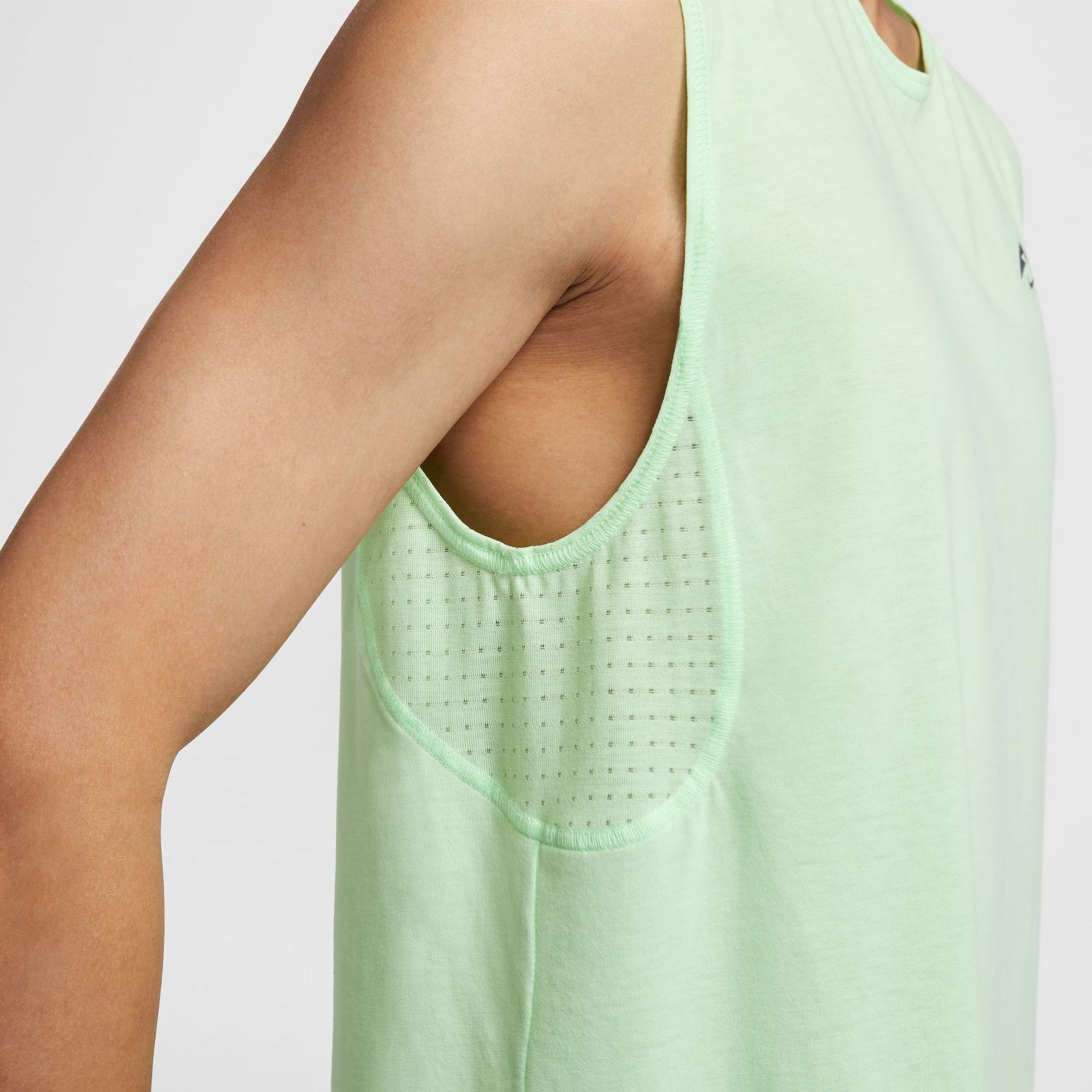 Áo Thể Thao Ba Lỗ Nam Nike As M Nk Df Solar Chase Slvls T