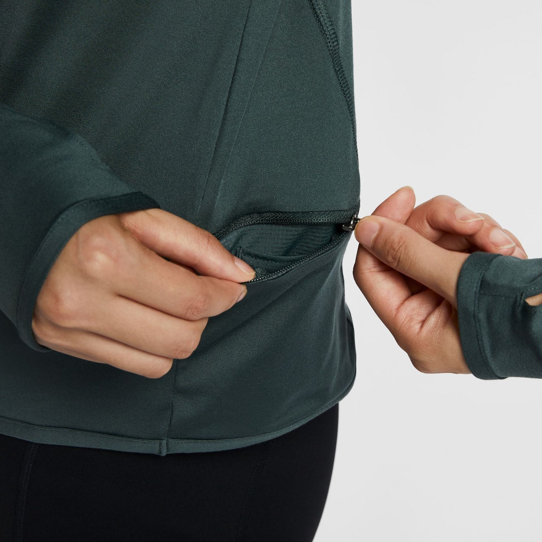 Áo Thể Thao Tay Dài Nữ Nike As W Nk Swift Elmnt Dfuvcrwtop