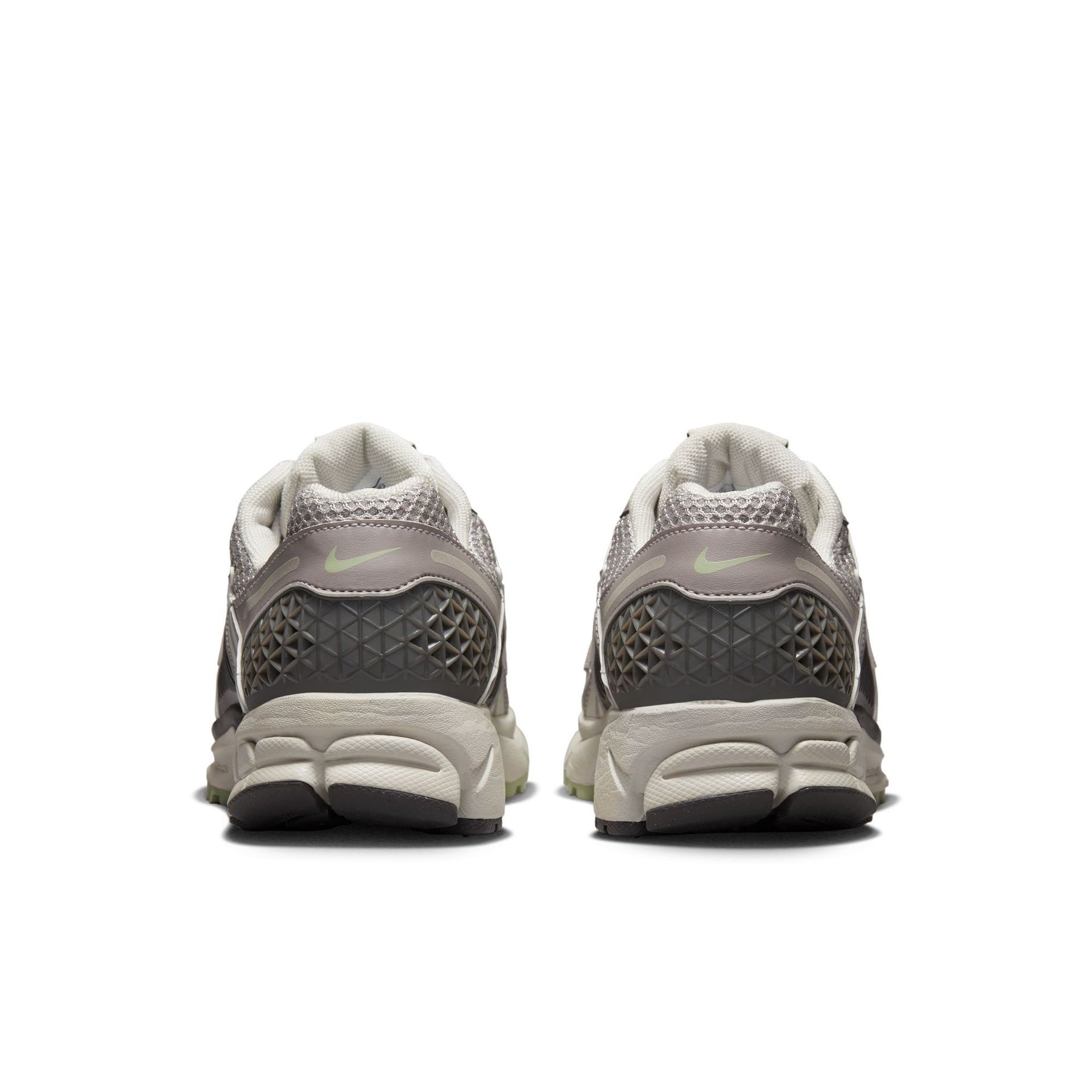 Giày Thể Thao Thời Trang Nữ Nike W Nike Zoom Vomero 5