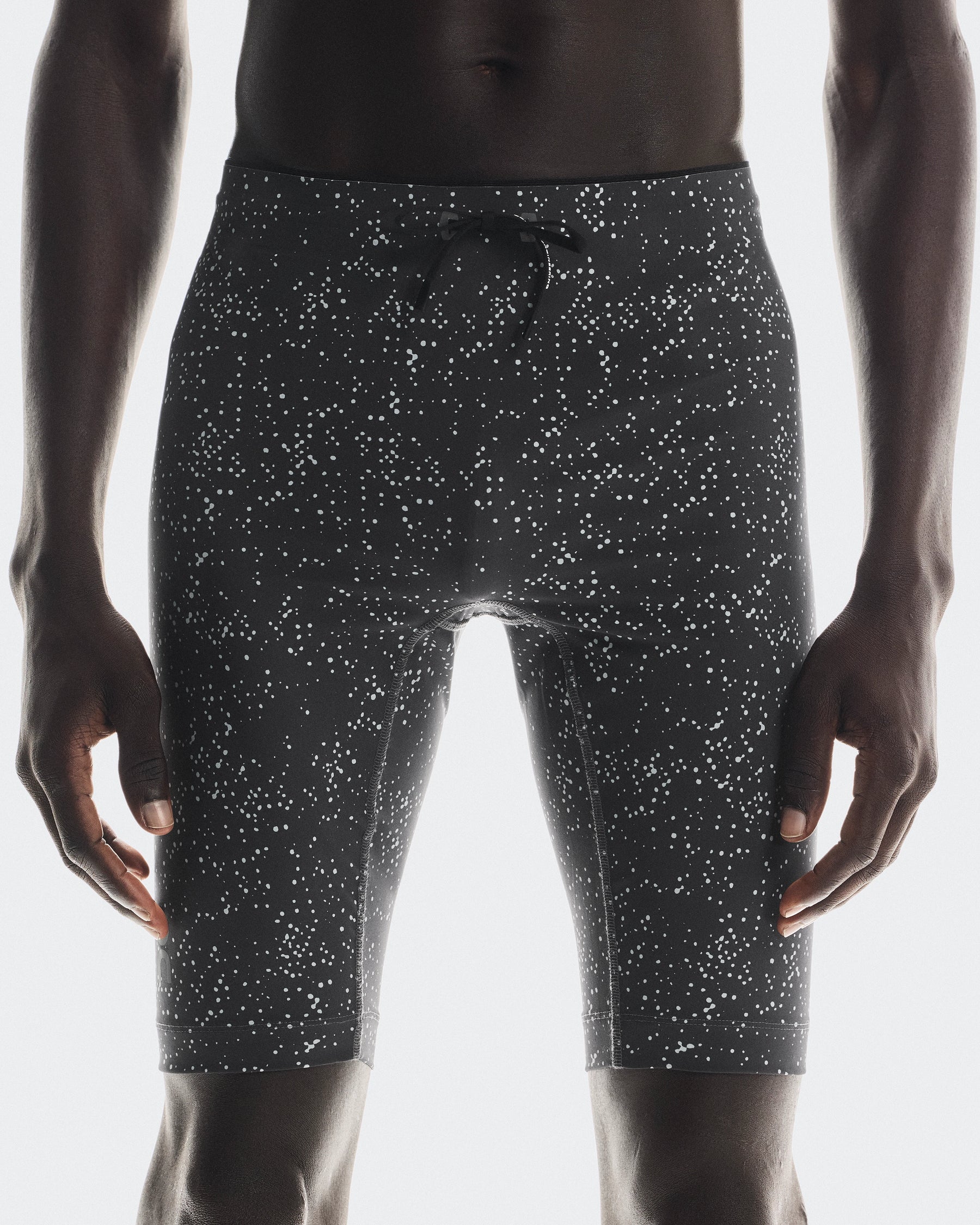 Quần Ngắn Thể Thao Chạy Bộ Nam On Running Race Tights Half
