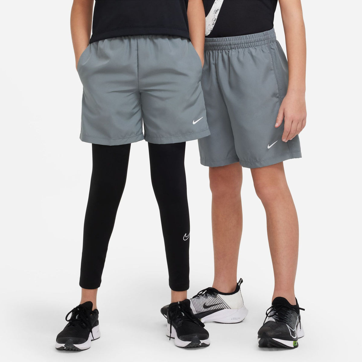 Quần Ngắn Thể Thao Trẻ Em Bé Trai Nike B Nk Df Multi Wvn Short