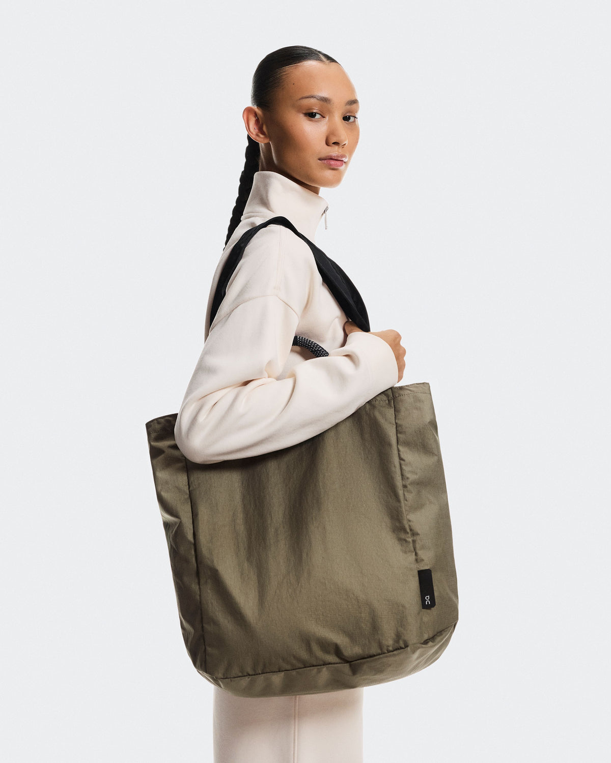 Túi Thể Thao Thời Trang Unisex On Running Tote Pack 25L