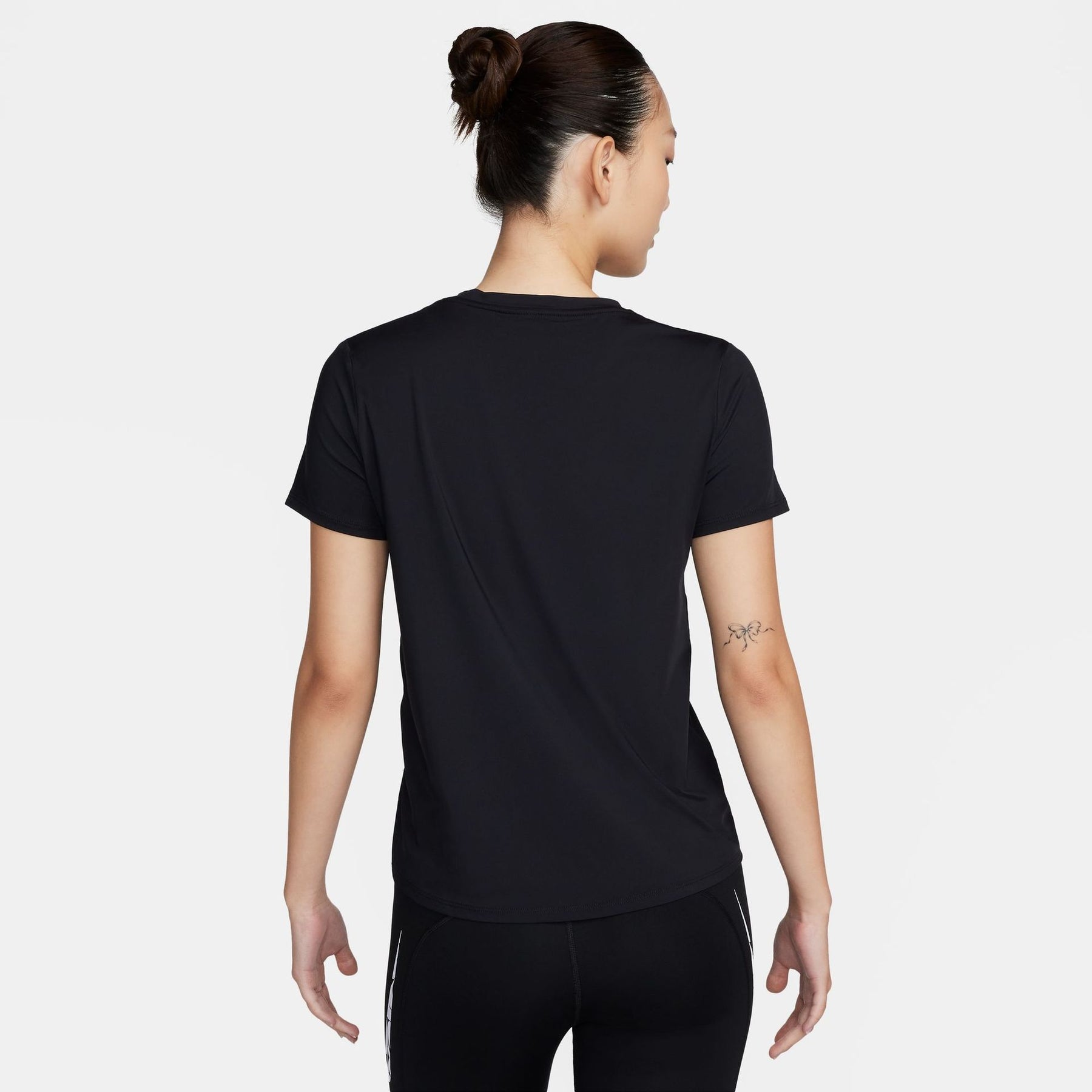 Áo Tay Ngắn Thể Thao Nữ Nike As W Nk One Swsh Hbr Df Ss Top