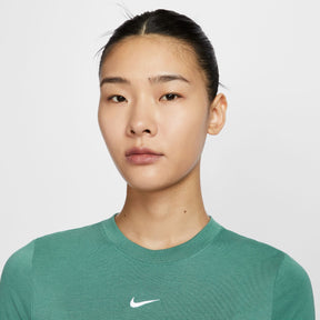 Áo Tay Ngắn Thời Trang Nữ Nike As W Nsw Essntl Slm Crp