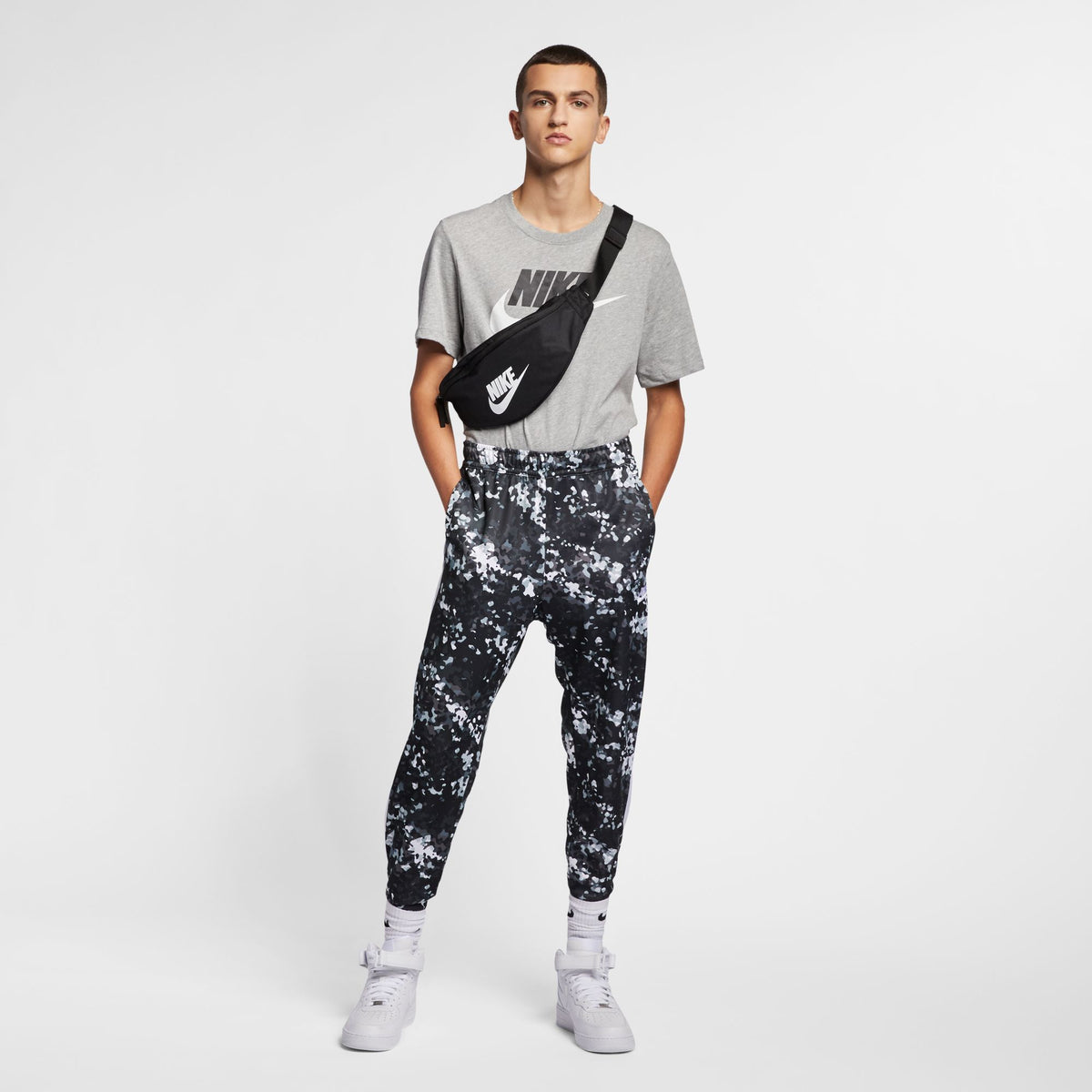Áo Tay Ngắn Thể Thao Nam Nike As M Nsw Tee Icon Futura