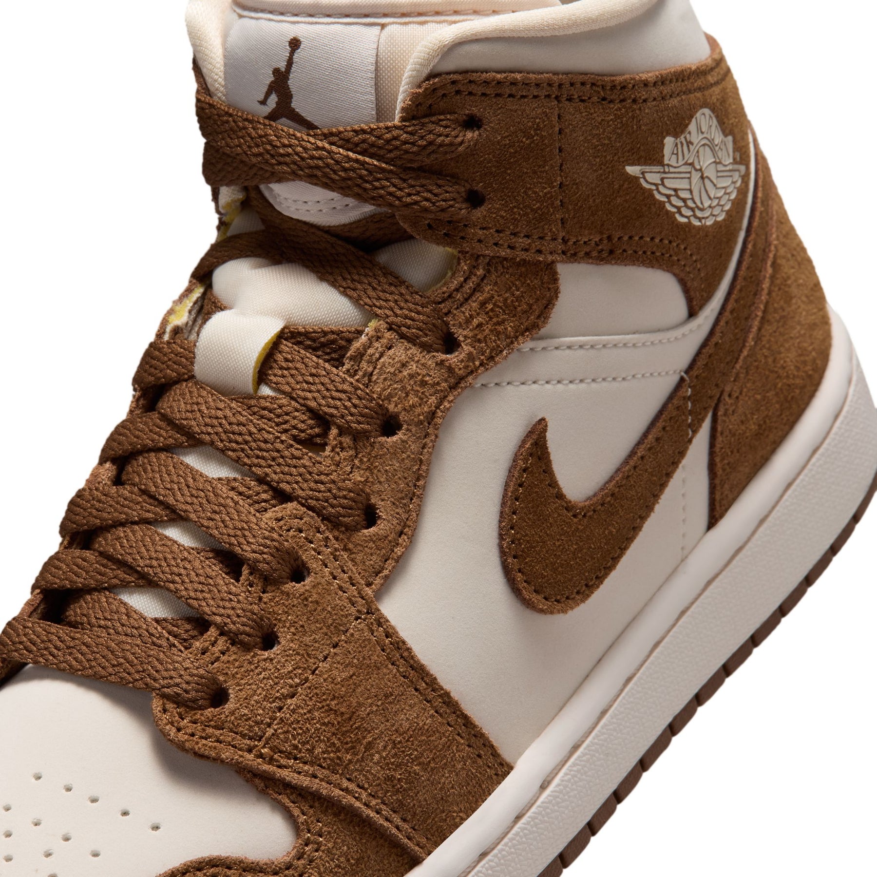 Giày Thể Thao Thời Trang Nữ Nike Wmns Air Jordan 1 Mid