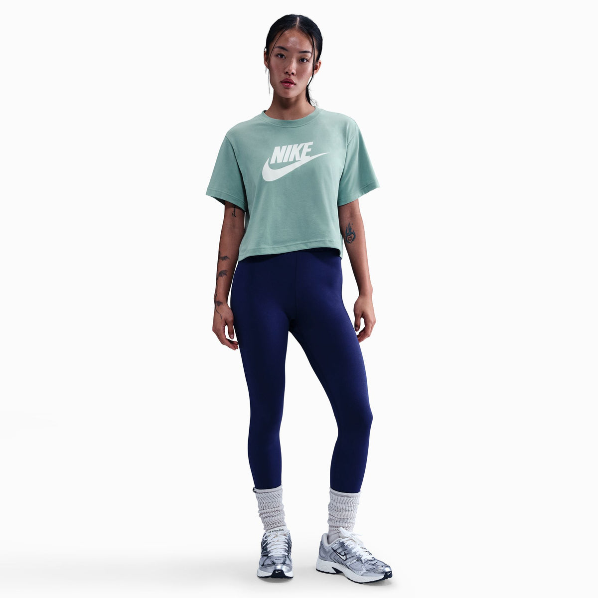 Áo Tay Ngắn Thời Trang Nữ NIKE As W NSW Tee Essntl CRP Icn Ft
